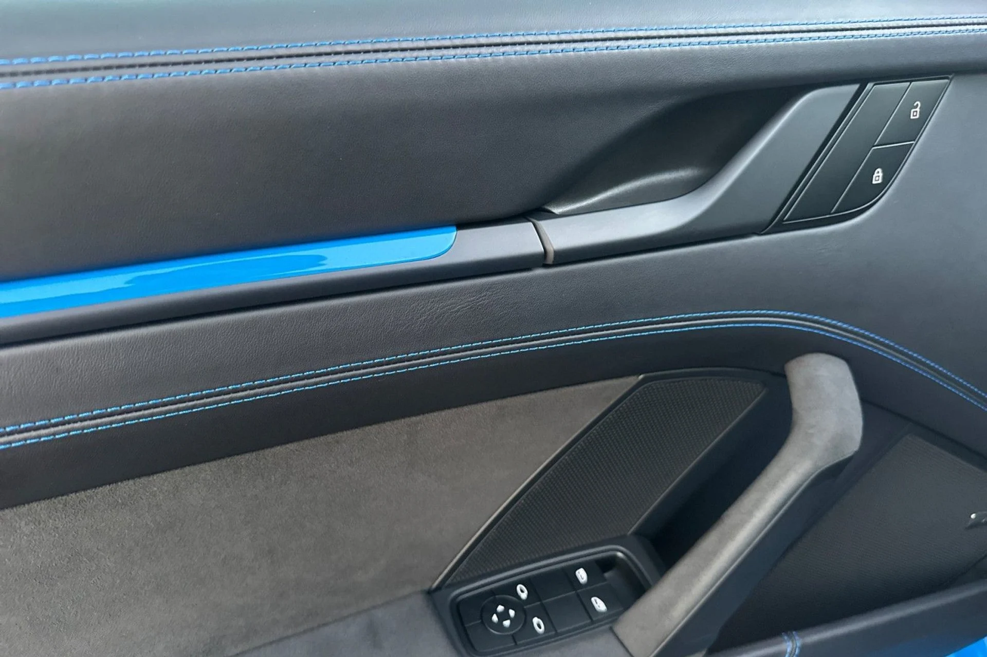 mph010_3532282294_7e0864a5c48b28c0eb68c681eadaa9f7_aa0ef63eb3