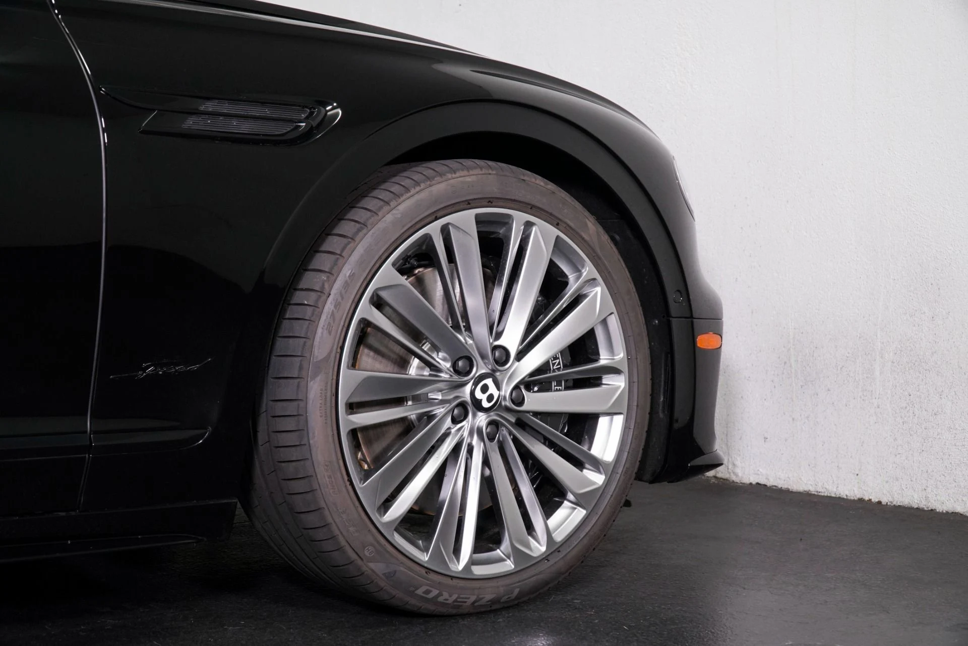 mph010_353496457_New_2026_Bentley_Flying_Spur_Speed_1776445896_ed37a5fe28