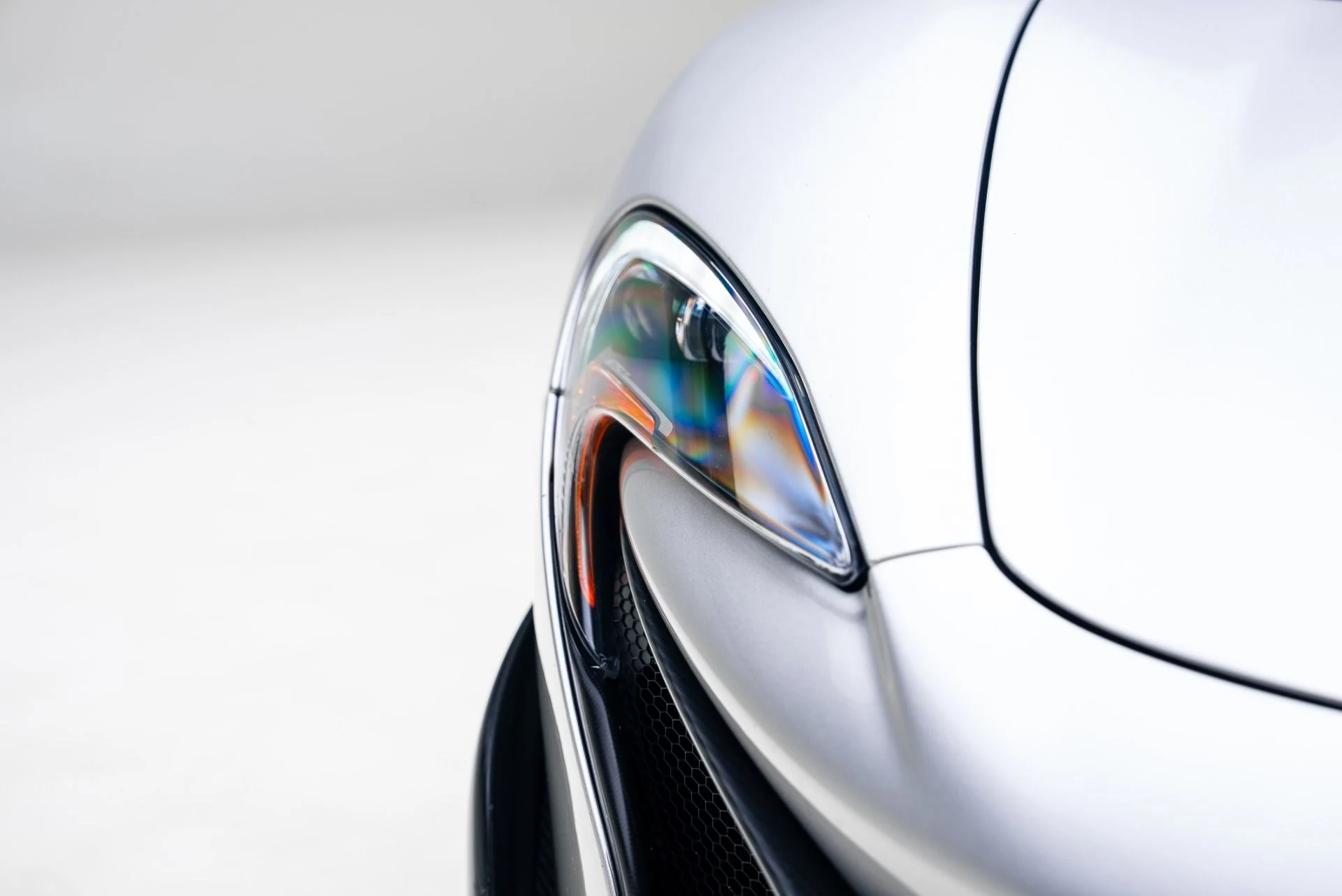 mph010_3541392427_Used_2016_Mc_Laren_675_LT_Spider_1767723884_9dd3b63cd3