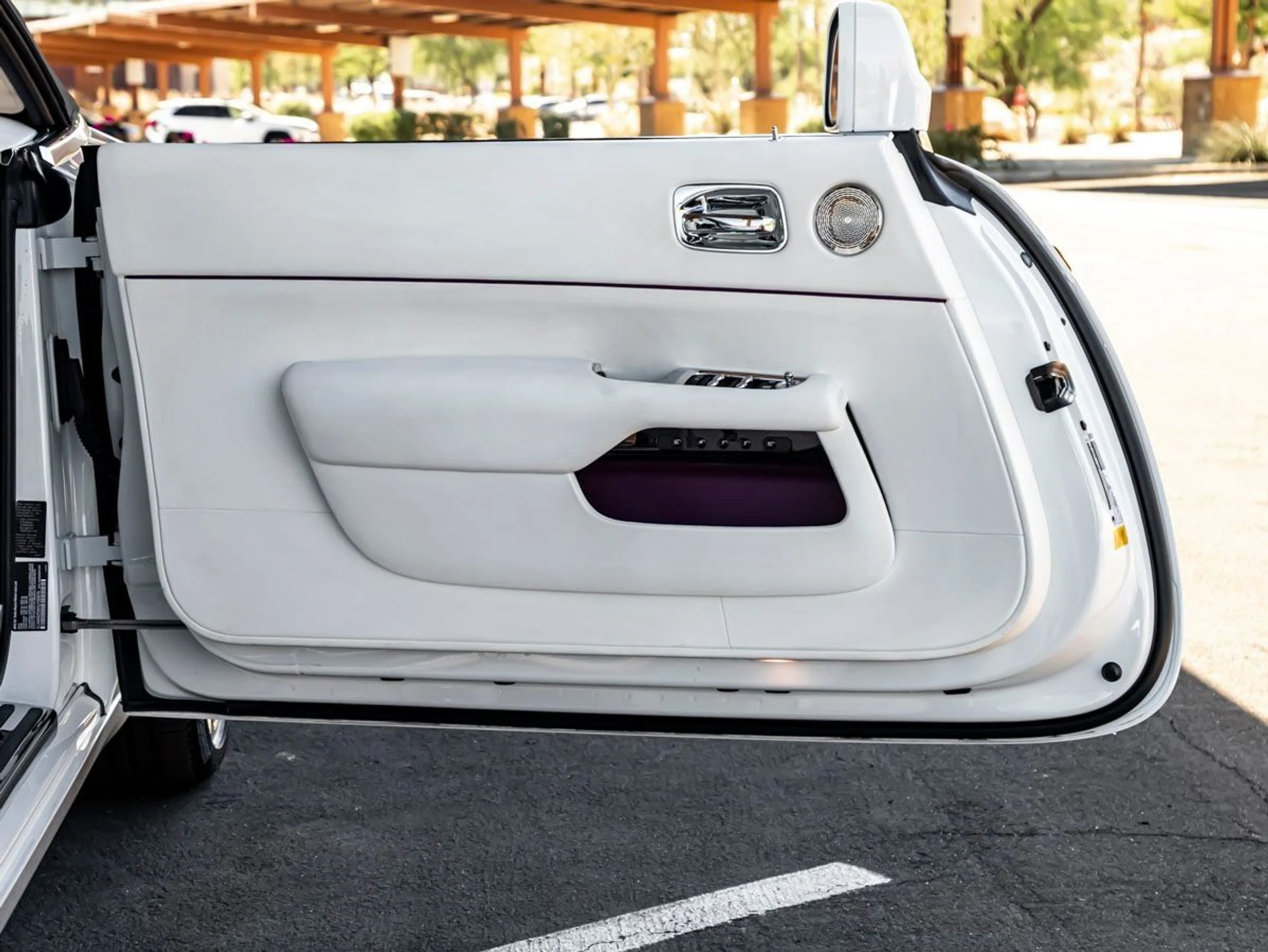 mph010_354397674_11_cac0fa1138