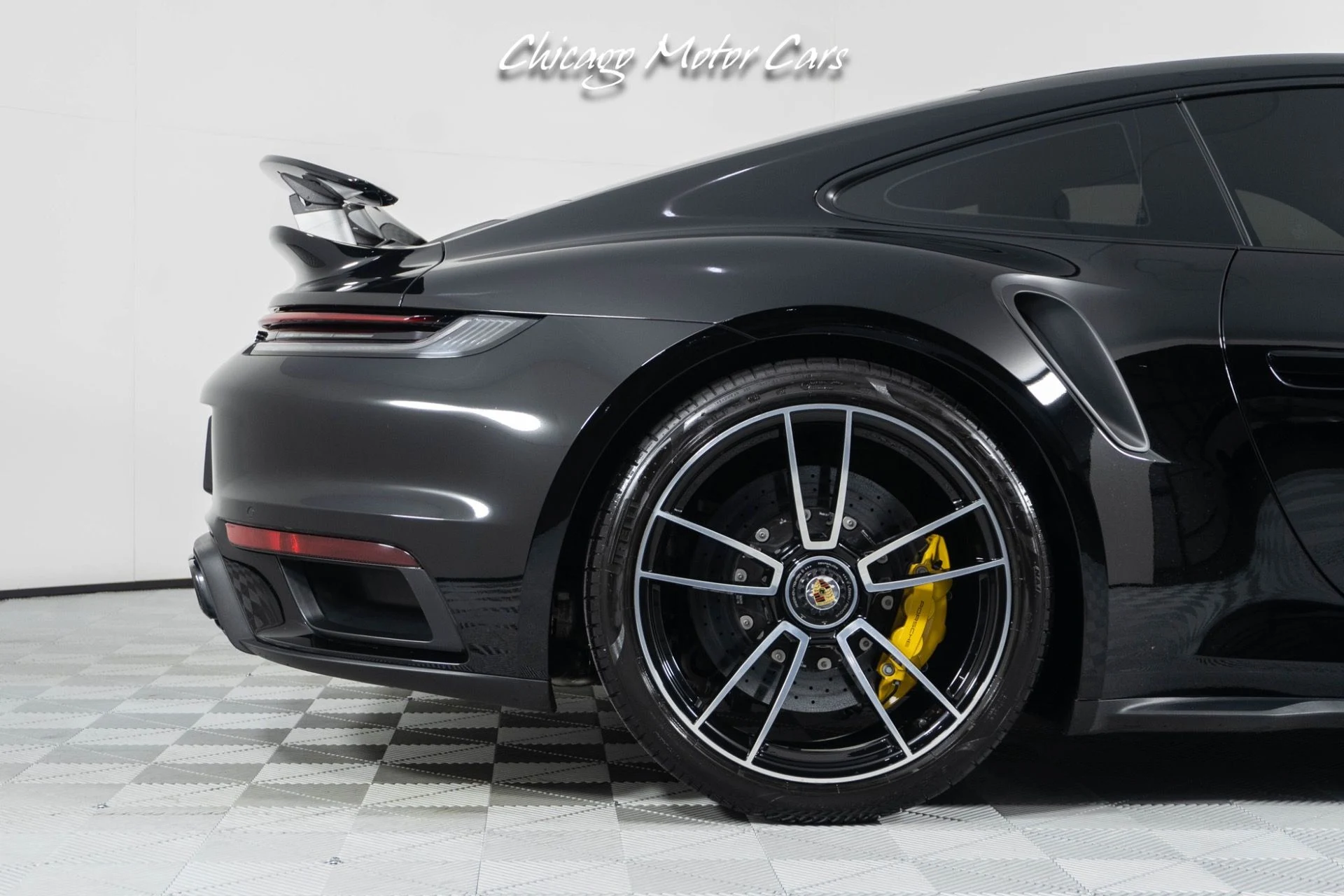 mph010_3544586244_11976_p11_l_0023c054c7