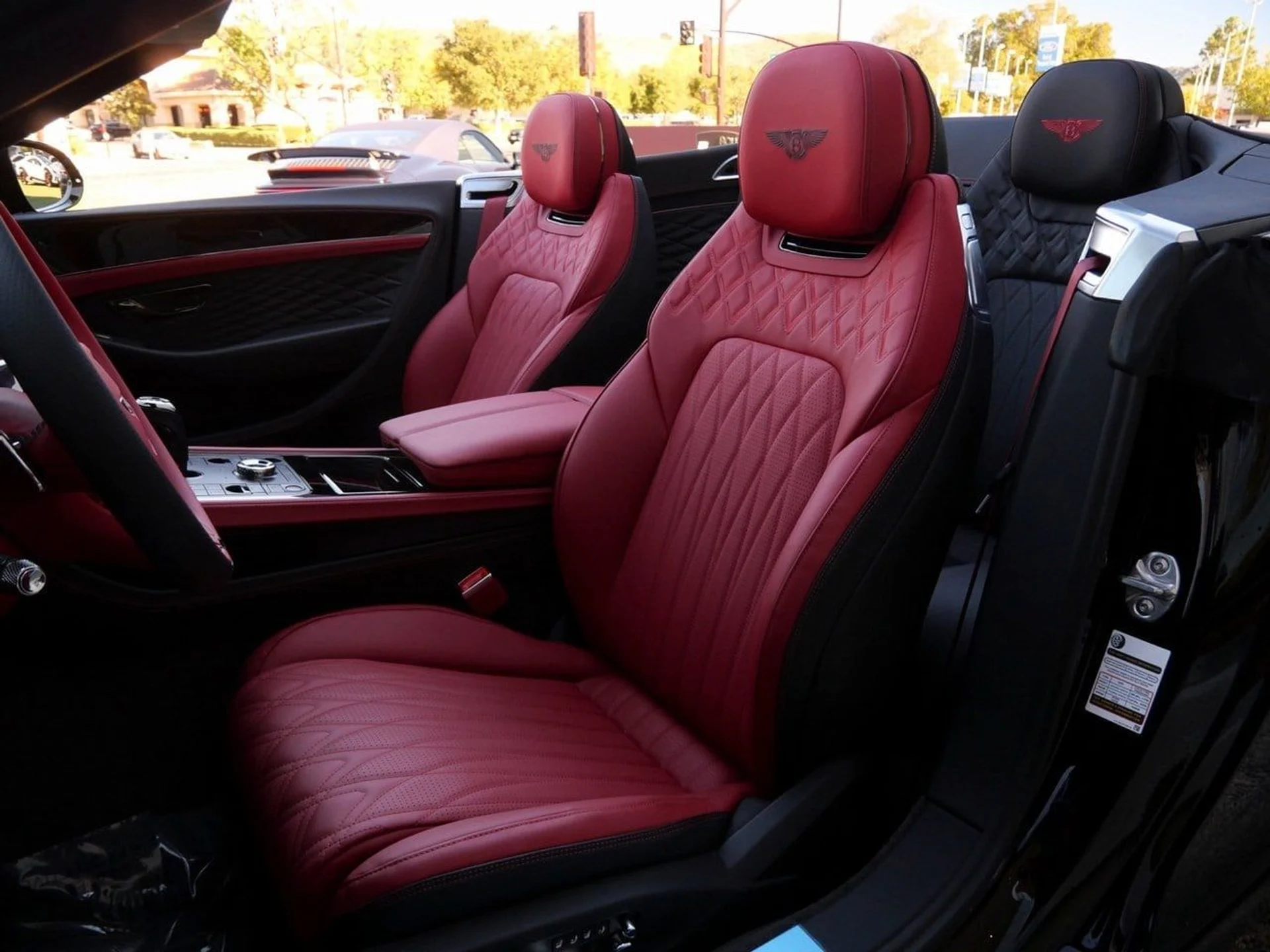 mph010_3547422337_151e4d492f8f03211b745f15432fead1x_270936bd6d