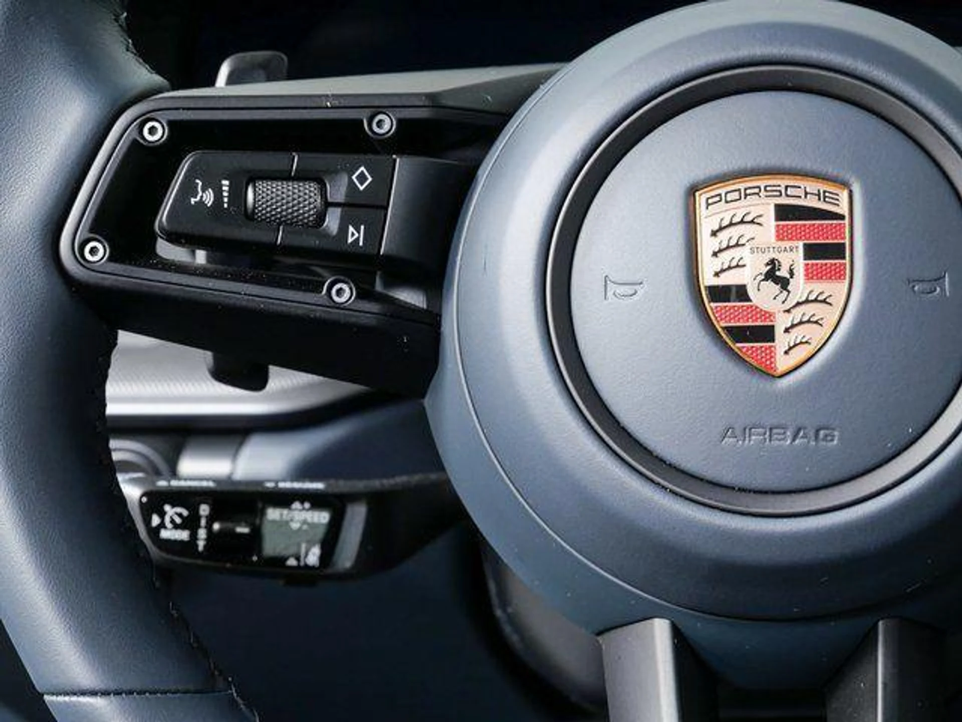 mph010_3554824203_y_D15tz_Dmaym_QCHP_Is_OW_Ij16_EM_s_ebb8b31dce