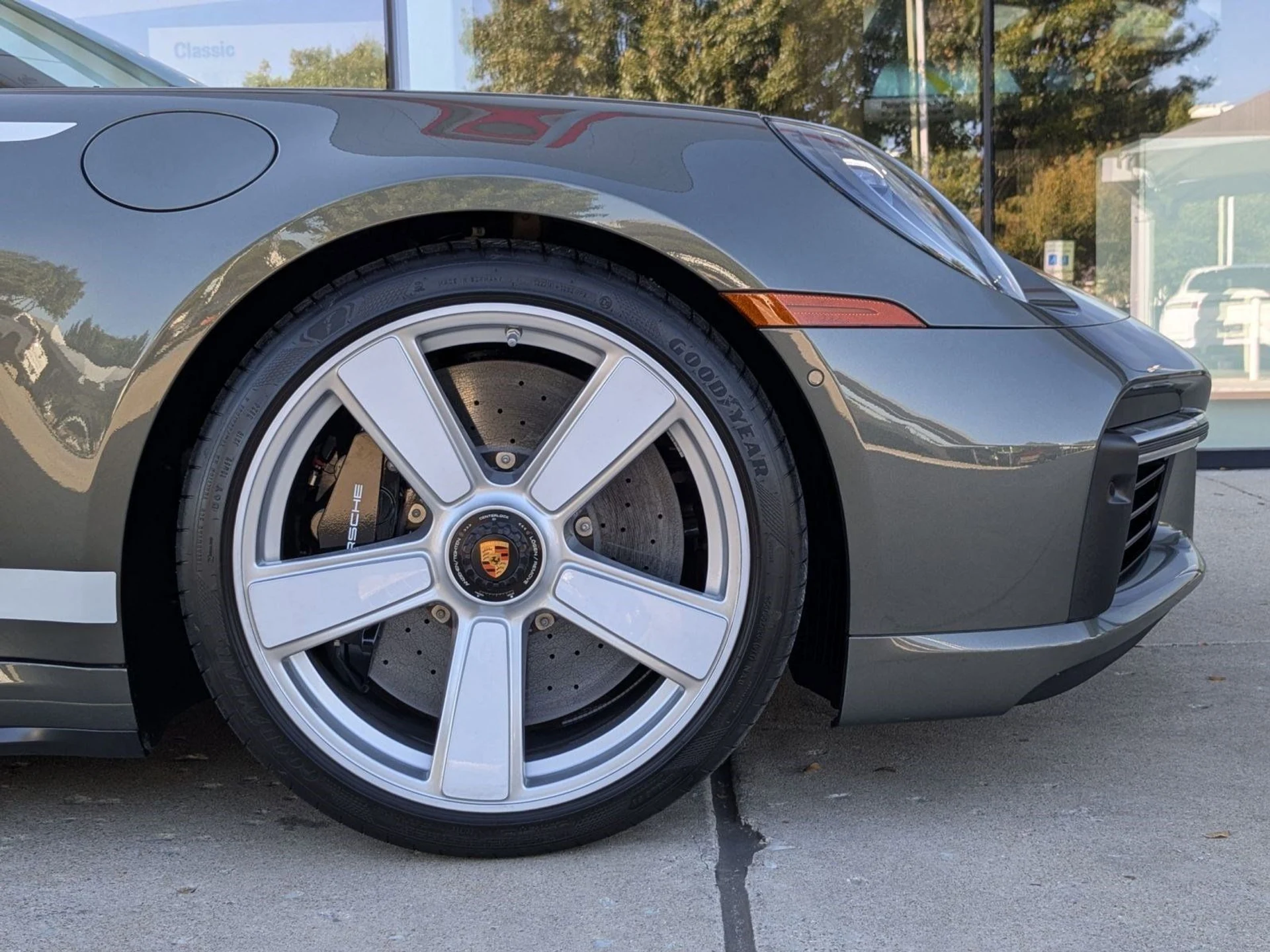 mph010_3561822193_6b588fe8deb886b0fb0c2919ec7736b9x_1297e48893