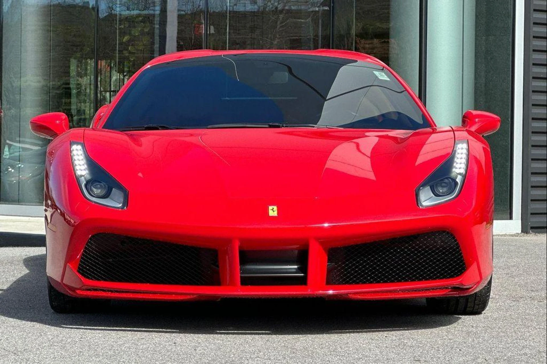 mph010_3562596432_P9_D_Ew_Wes_Sg_P_7_NE_Fcty_Q1d_Tq_V2_Q_bcab9cd977