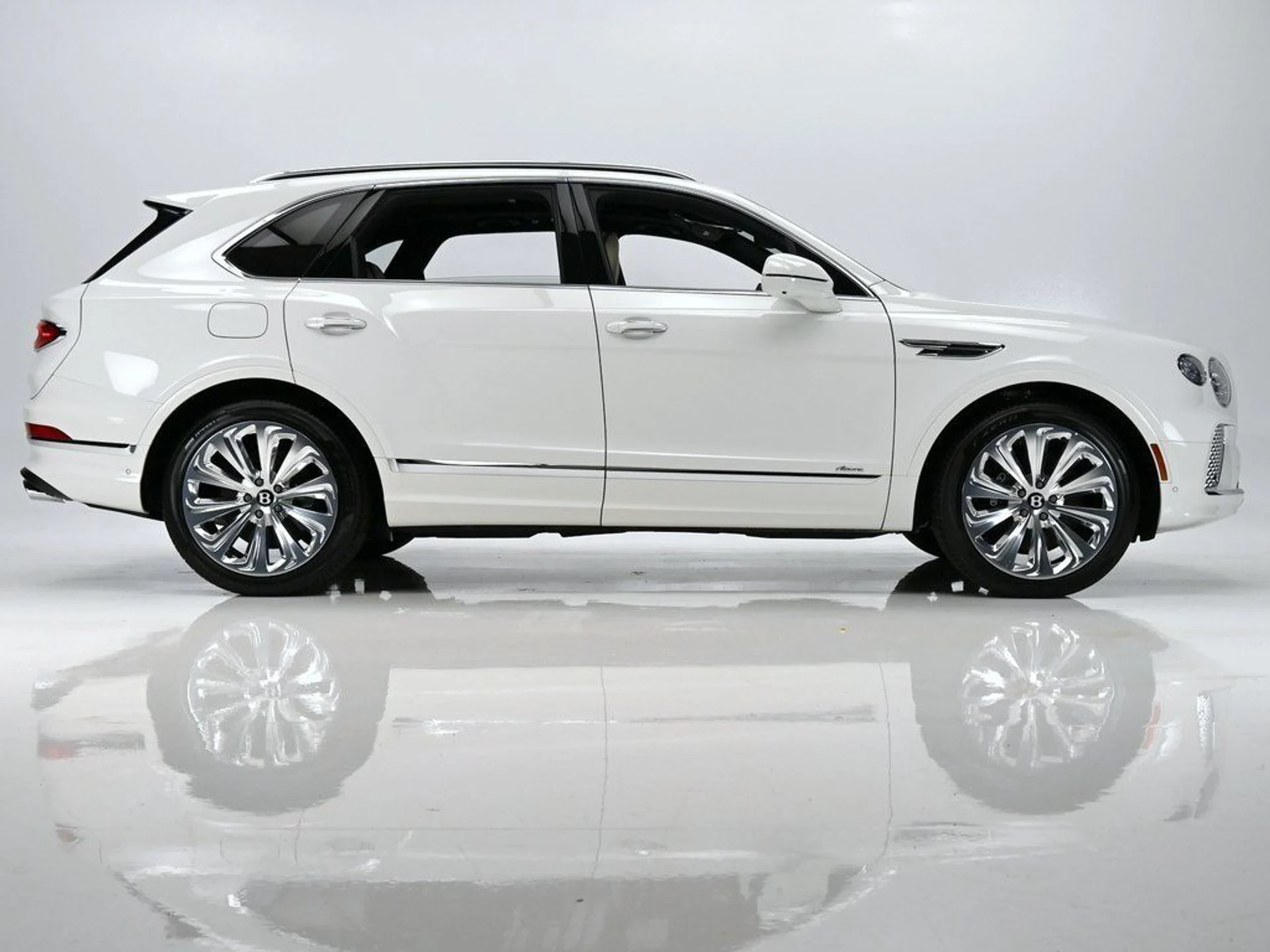 mph010_3567130852_49bbcfd5516c4af0b23099a7705e6cb1_63f3624af5