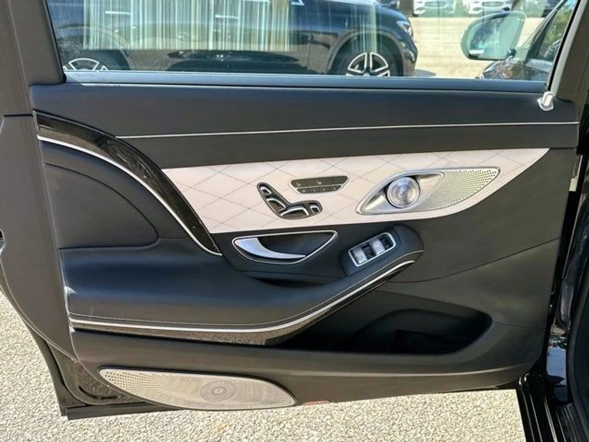 mph010_3572813715_11_26cbaa2402