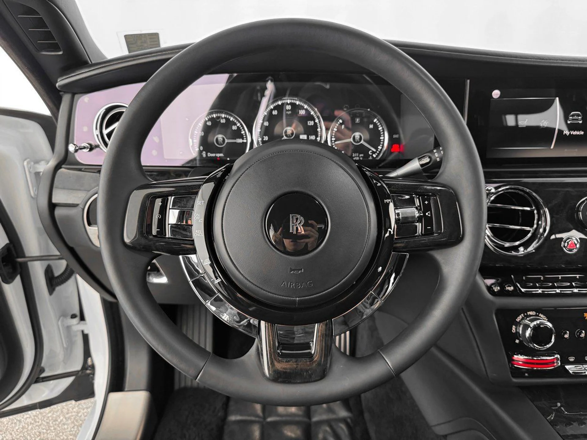 mph010_3573268964_3143e81bf60760fef9caff31246fa404x_594e0e4035