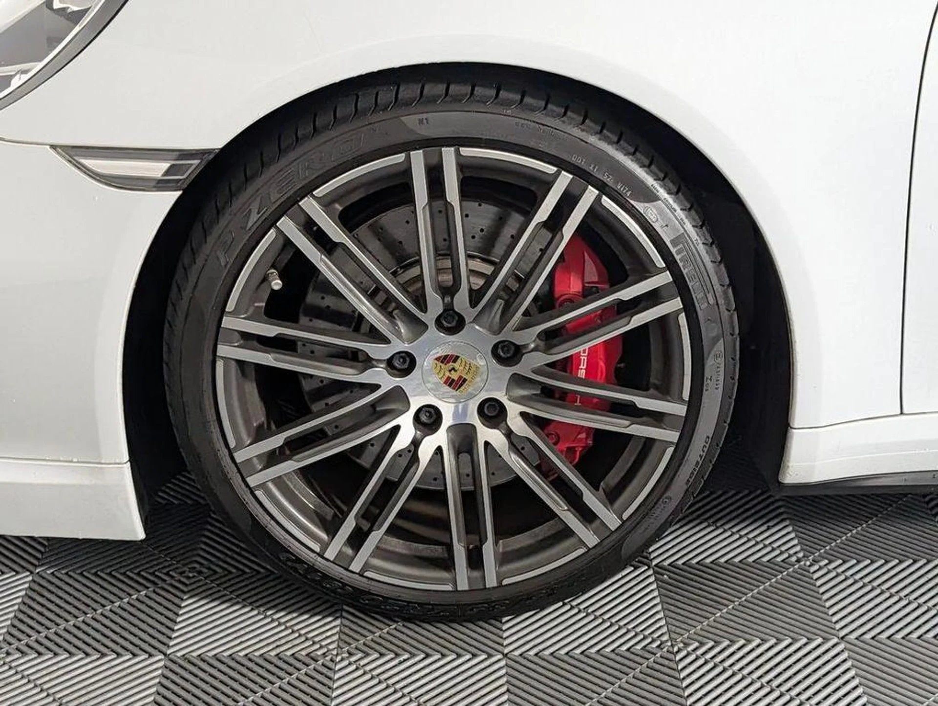 mph010_3578594827_r_Alv_U00_Bd_PZ_So_E_Yn_X0z0wtww_Z90_6595ca95fe