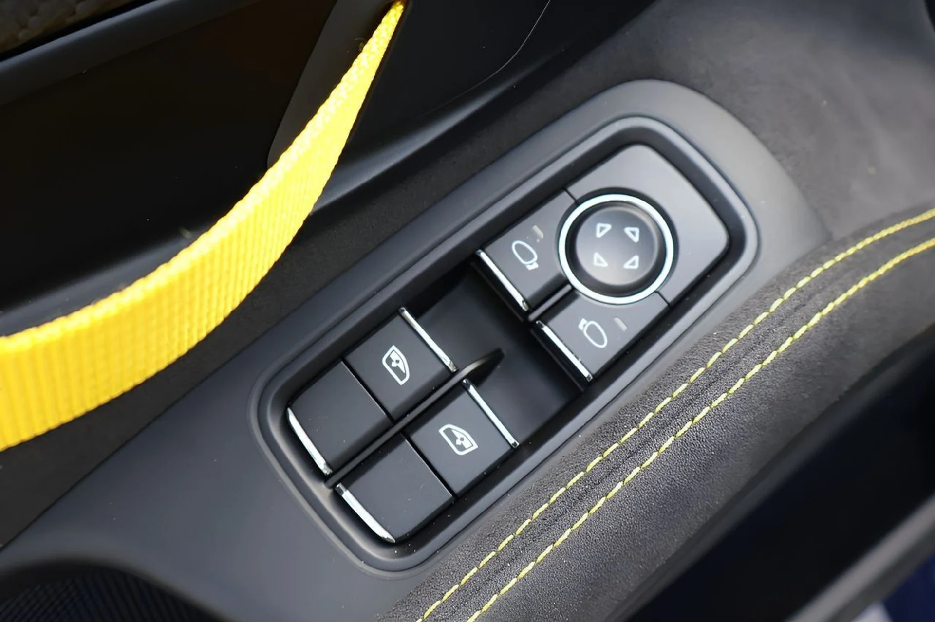 mph010_3584526432_11_d6014194c0