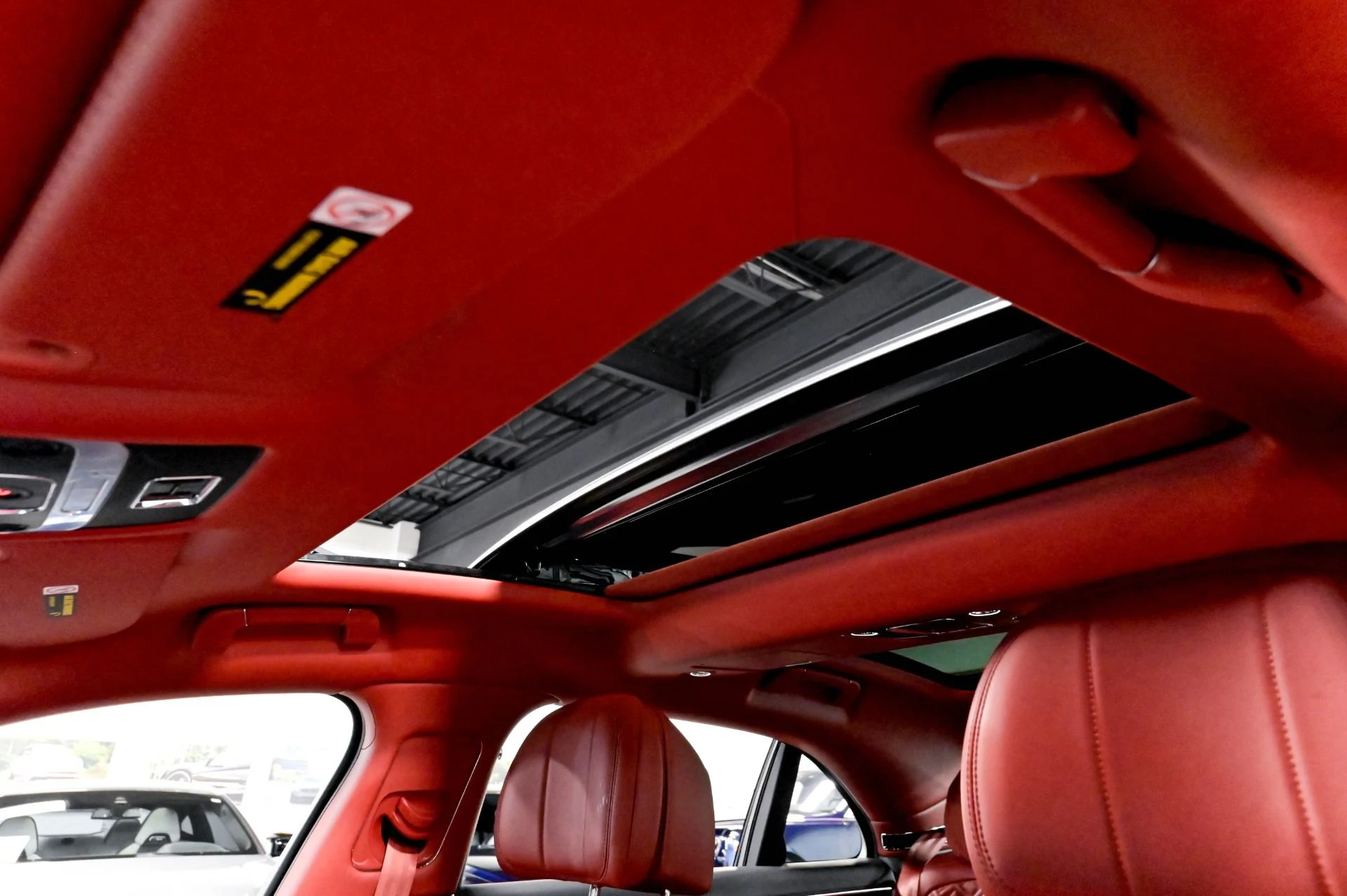 mph010_3587708860_Used_2021_Bentley_Flying_Spur_W12_1781552417_8a62b13637