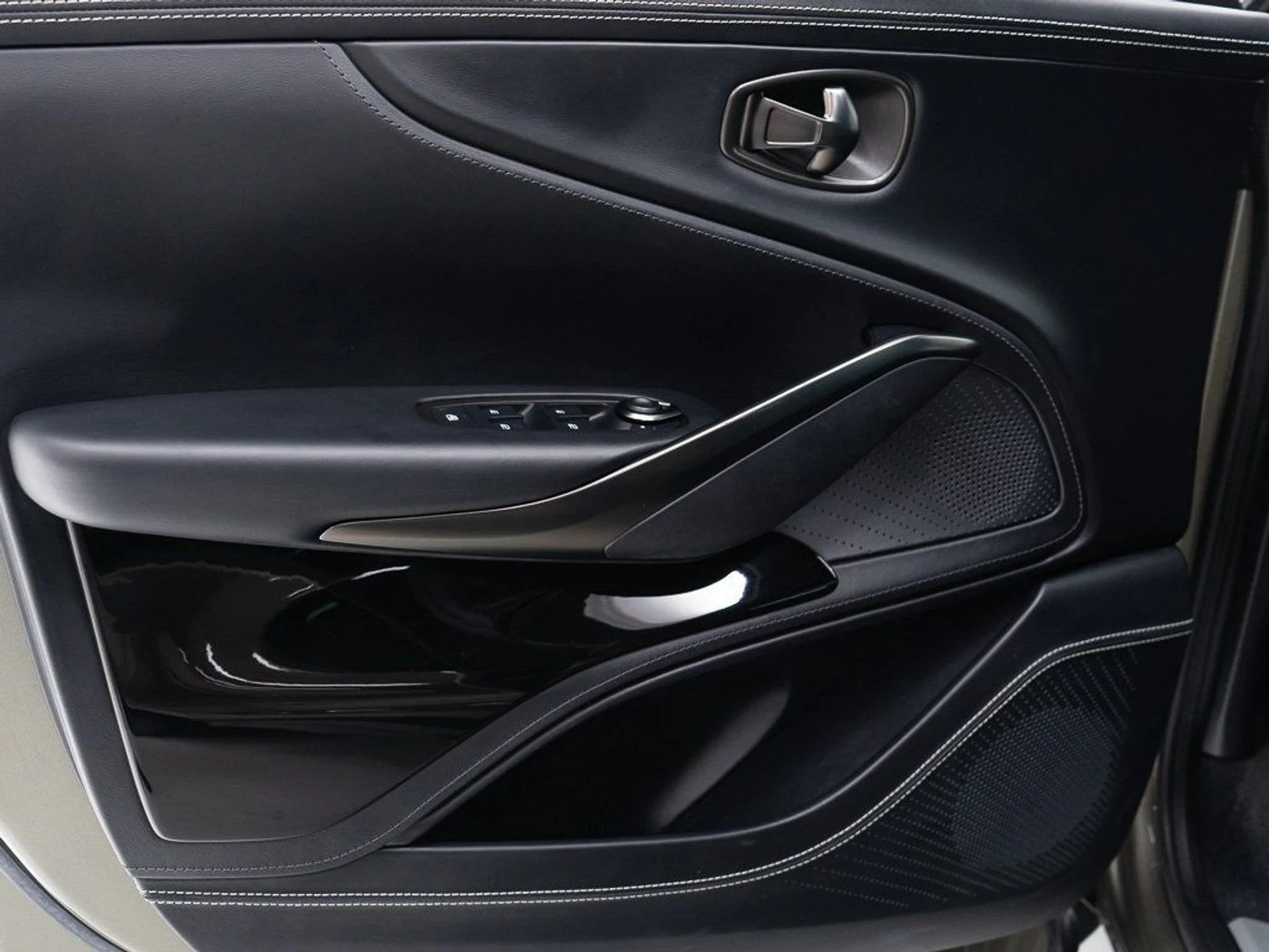 mph010_359253758_2c1e365eadeaa27c85ae4552c7d208d8_883e62cac2