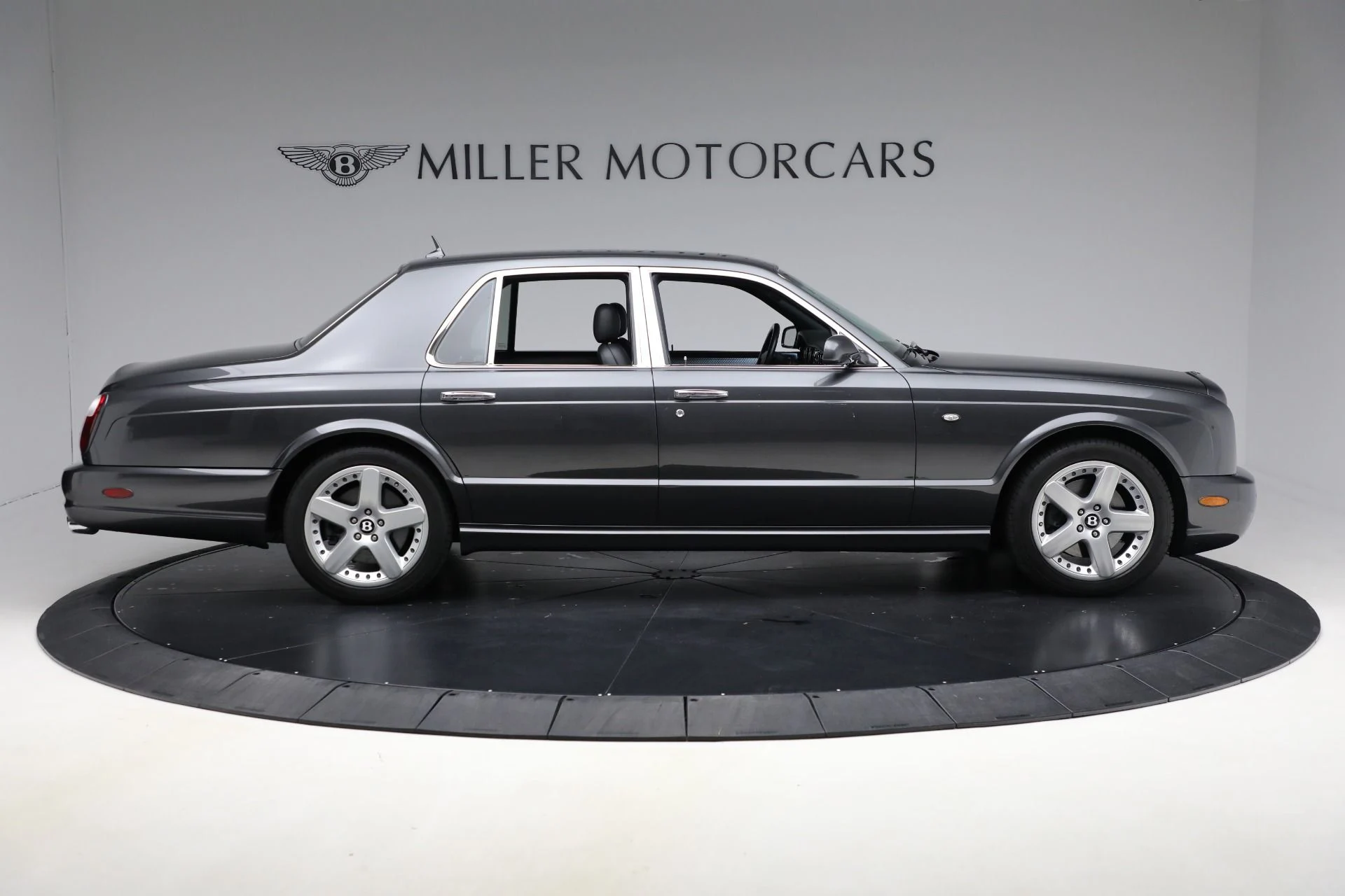 mph010_3599516669_Used_2005_Bentley_Arnage_T_3ab4e4689b