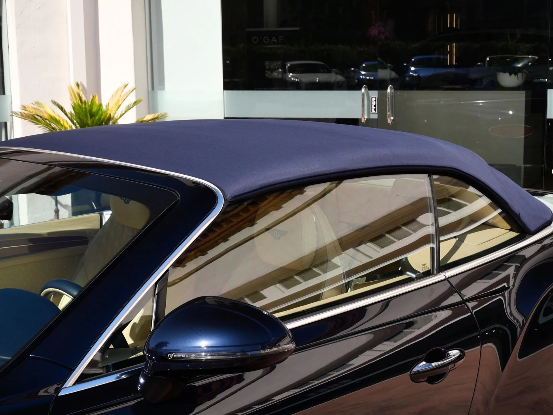 mph010_3602696527_48d0a3f07d42e68e80cf3392f8eddfcdx_270e9124e5