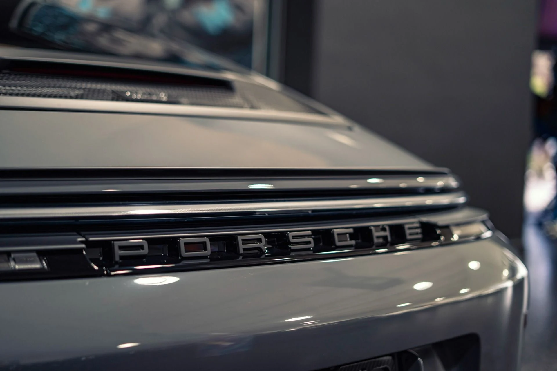 mph010_3605471896_Used_2026_Porsche_911_GT_3_Touring_Lightweight_Package_1776110091_5abbf0d1a0