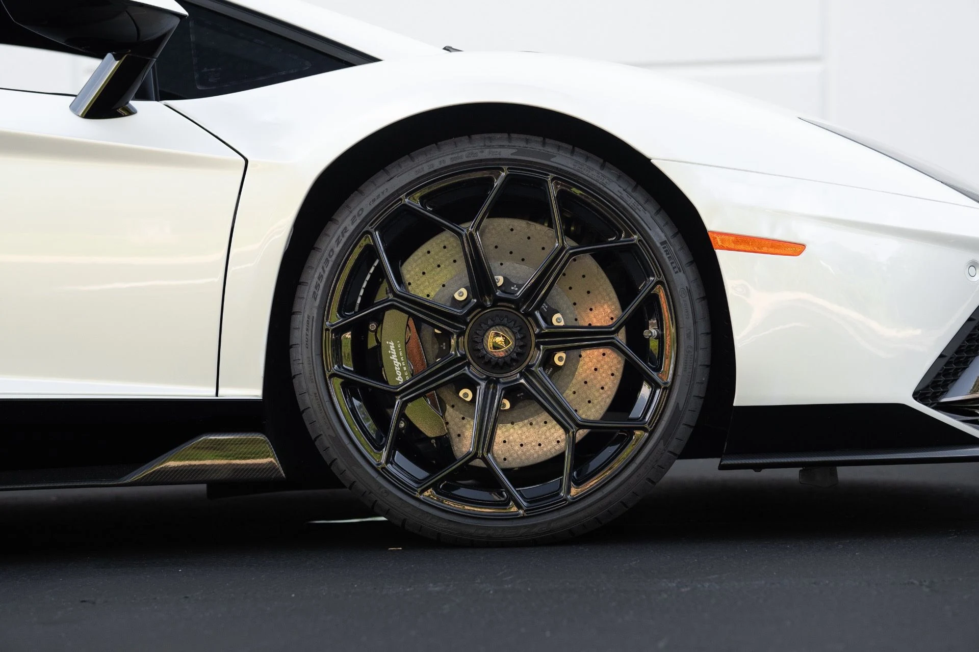 mph010_3609856558_Used_2022_Lamborghini_Aventador_LP_780_4_Ultimae_1758834809_24c444613f