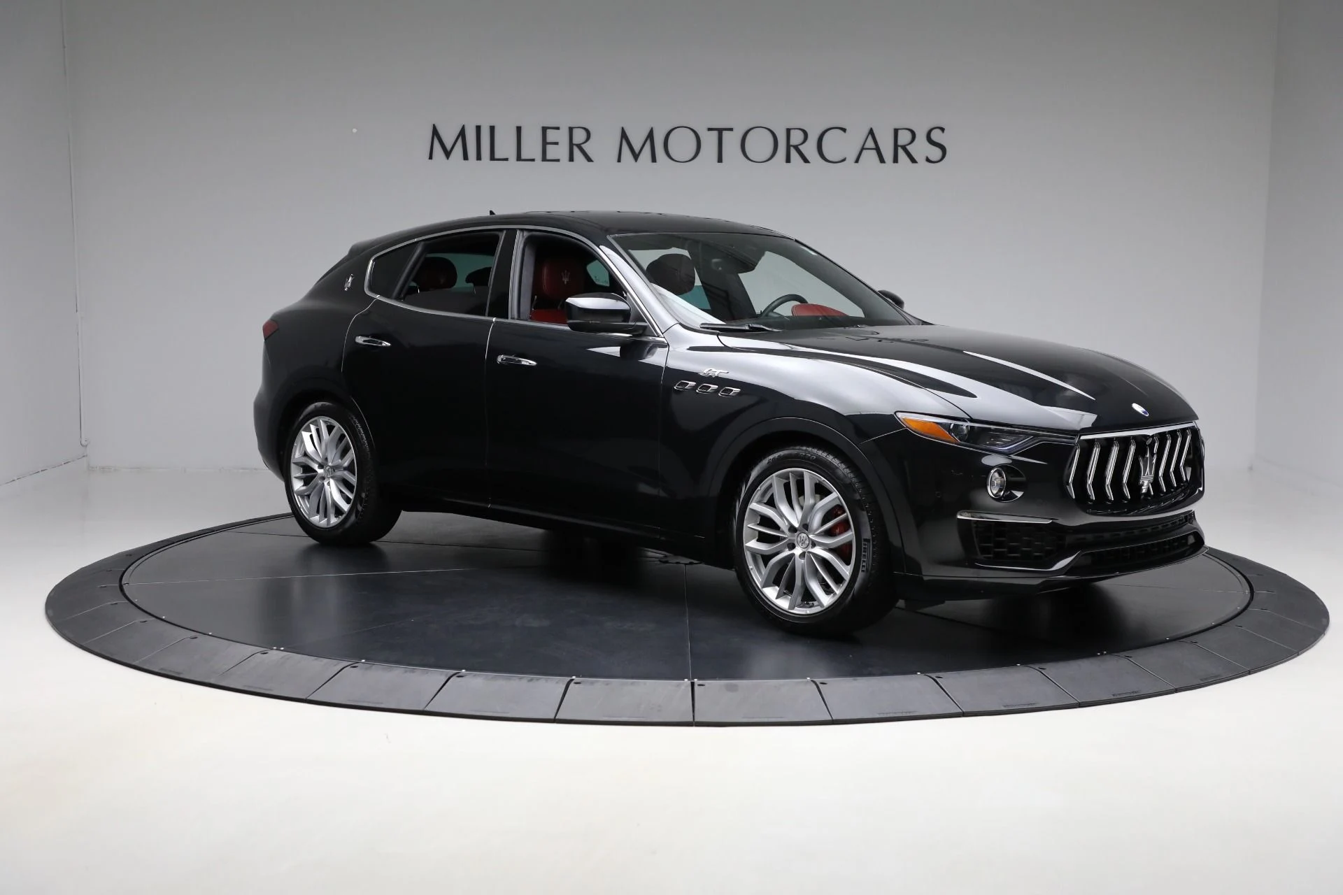 mph010_361150742_Used_2022_Maserati_Levante_GT_cf579ea9de
