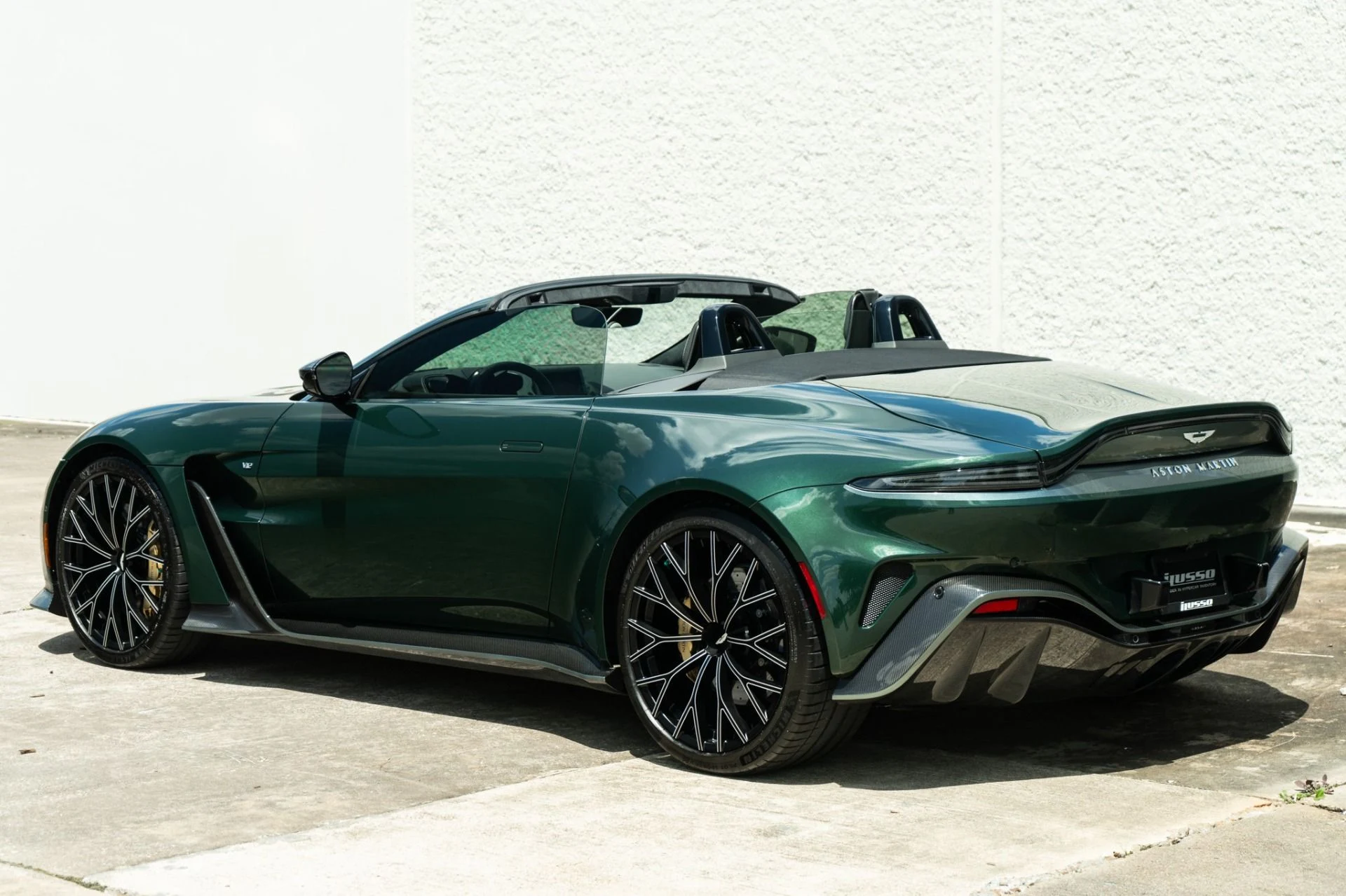 mph010_3618632686_Used_2023_Aston_Martin_Vantage_V12_1778619446_a9087d9749
