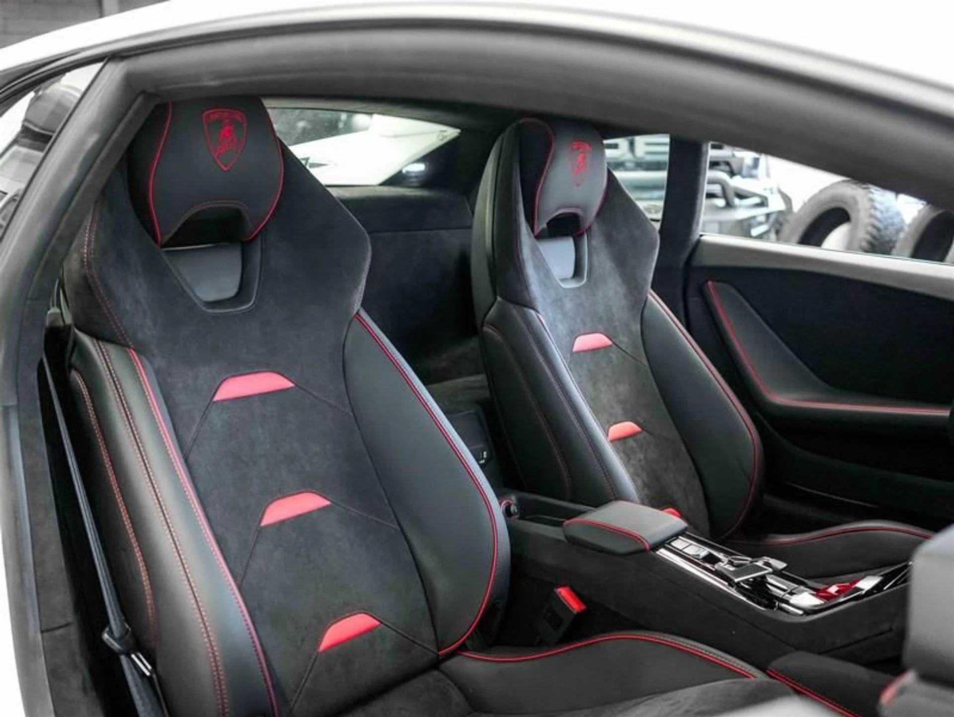 mph010_361890712_qkusldlg_652d989cbb