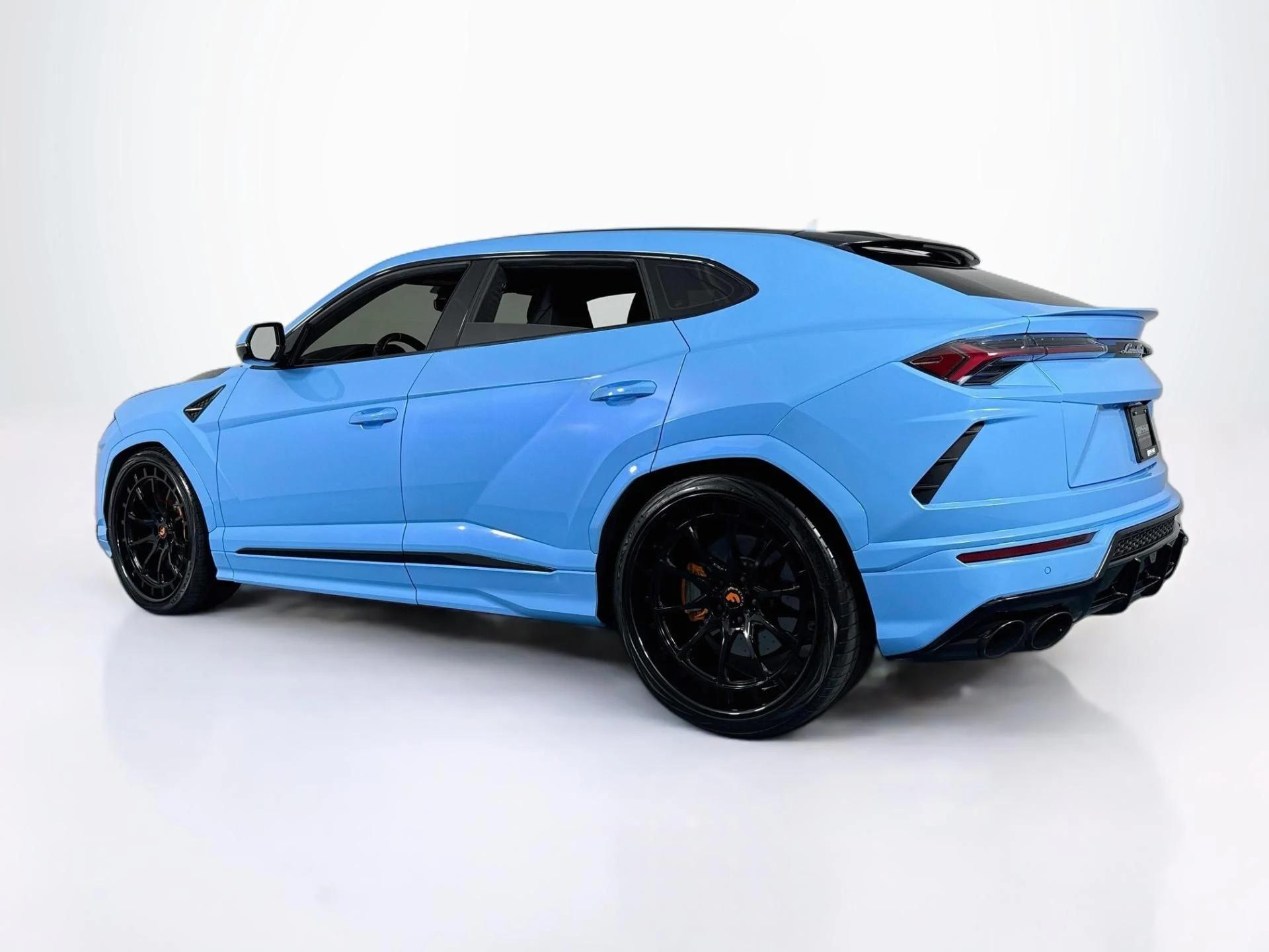 mph010_3619322196_Used_2022_Lamborghini_Urus_1786408610_350dbbae5c