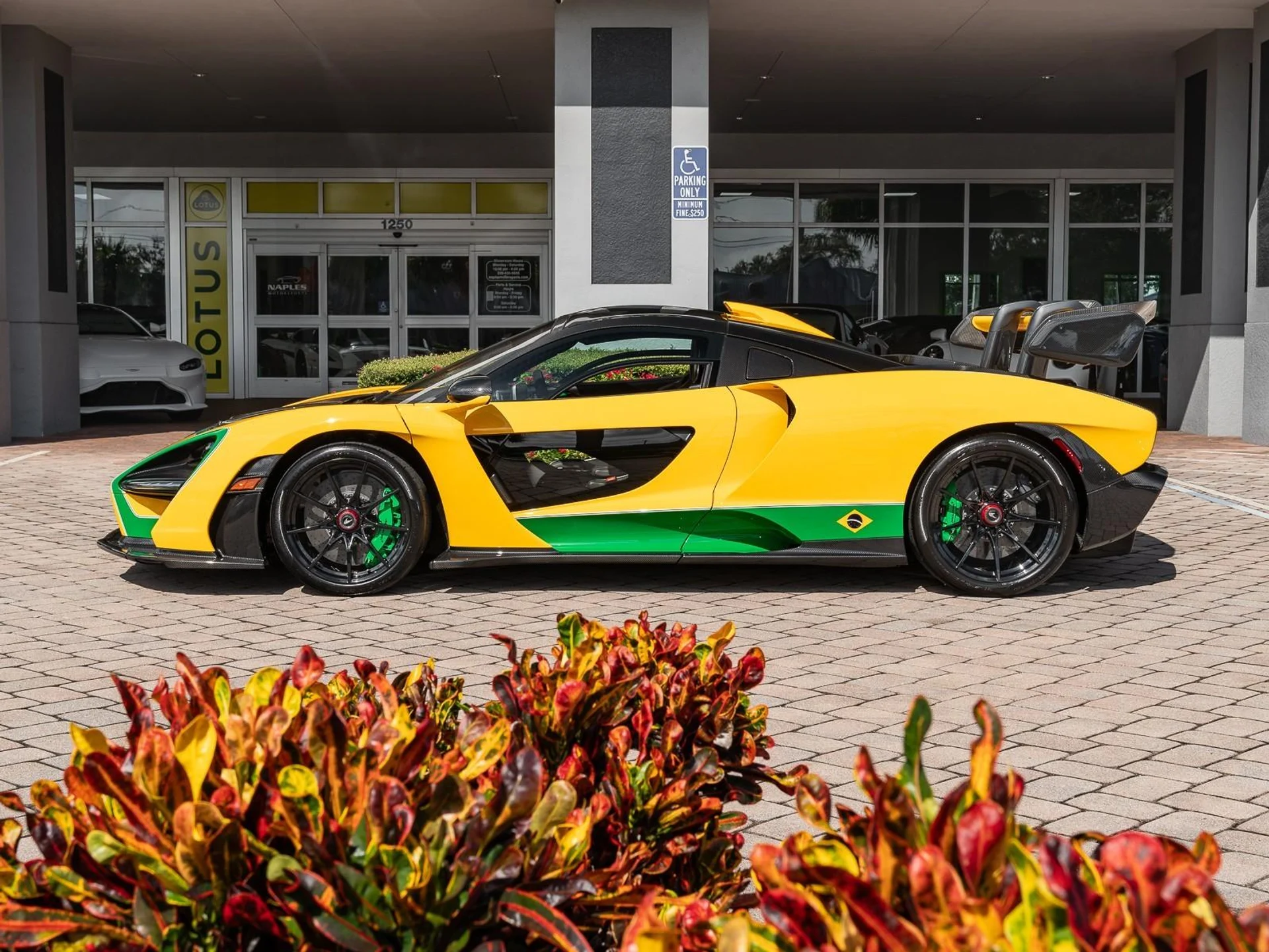 mph010_3627878071_Used_2019_Mc_Laren_Senna_1757779886_f9440ee433