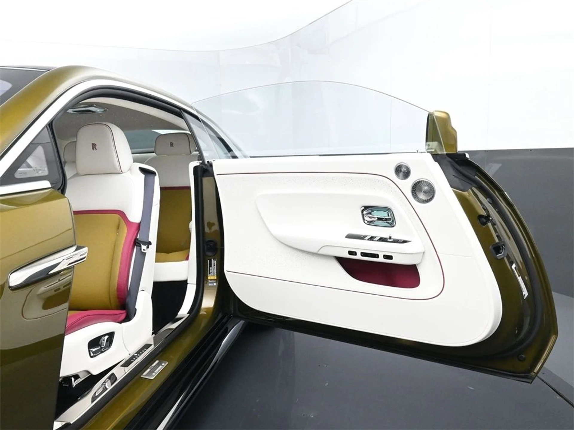 mph010_3629592478_bfcc5ce3f671b3167fe53e1718f0c12ex_cce29aa196