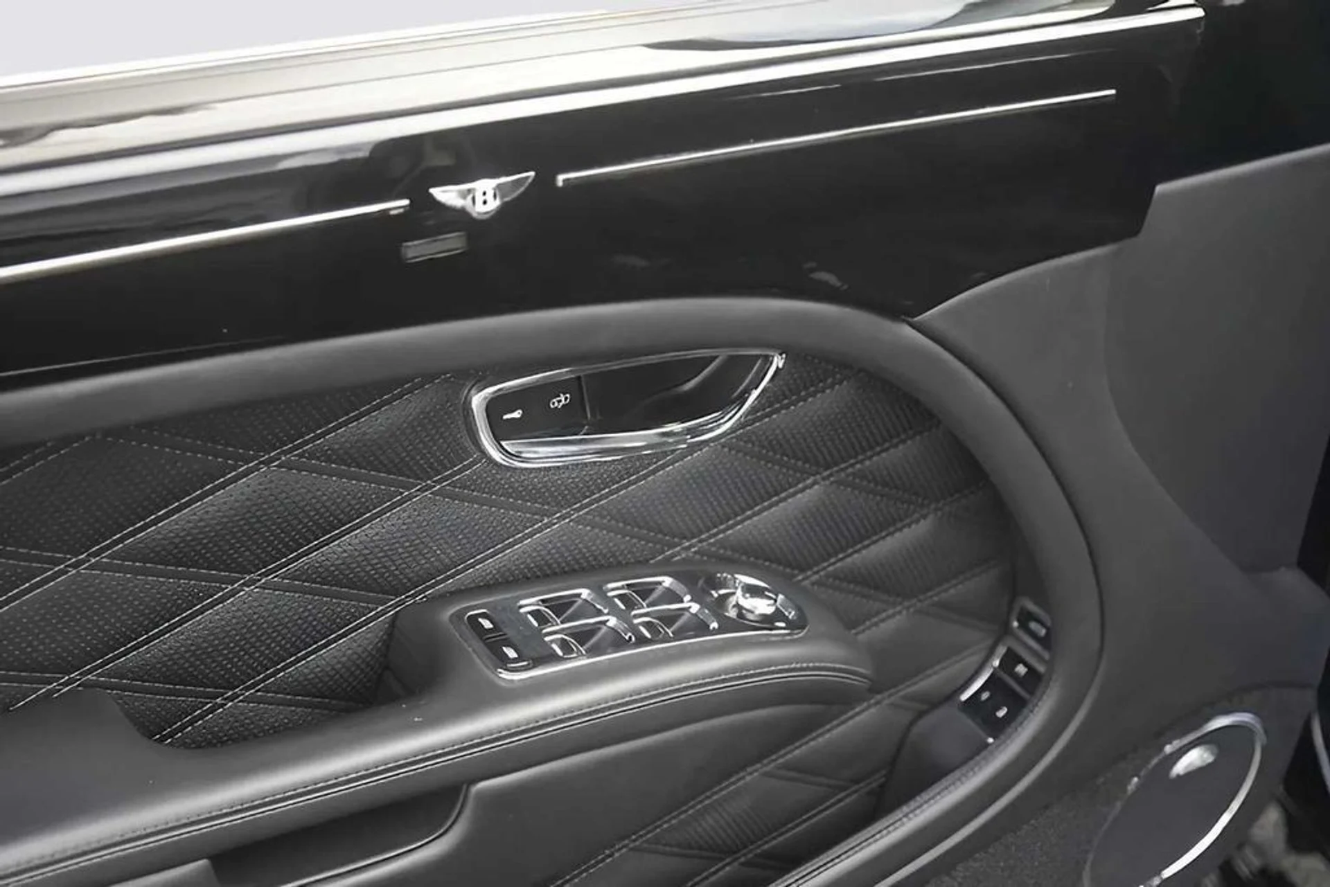 mph010_3632535198_707edfcd9bebf23e10530534f7317080x_471610d28d