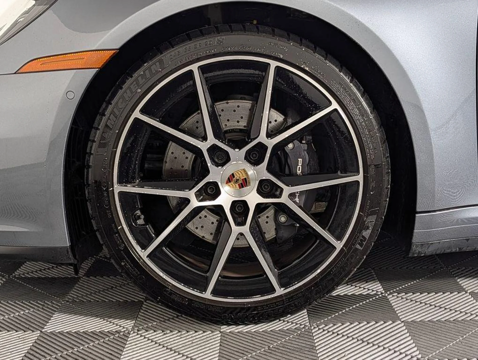 mph010_3635092855_s_Benc8l_H_Jz15zc4_N1_M9_Mgg_JCLY_c41a4d3017