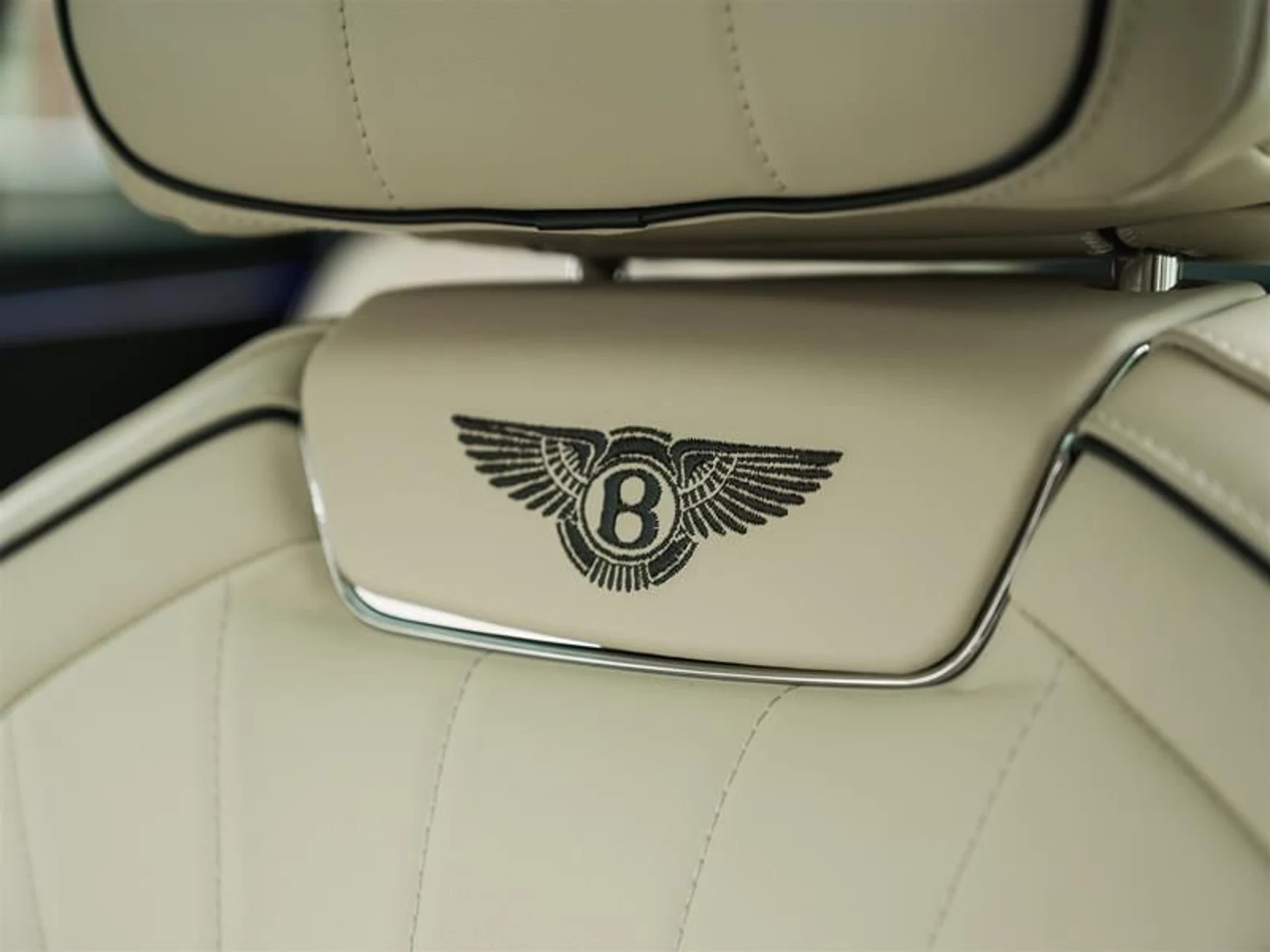 mph010_3648452565_emygxyfj_9906739bb3