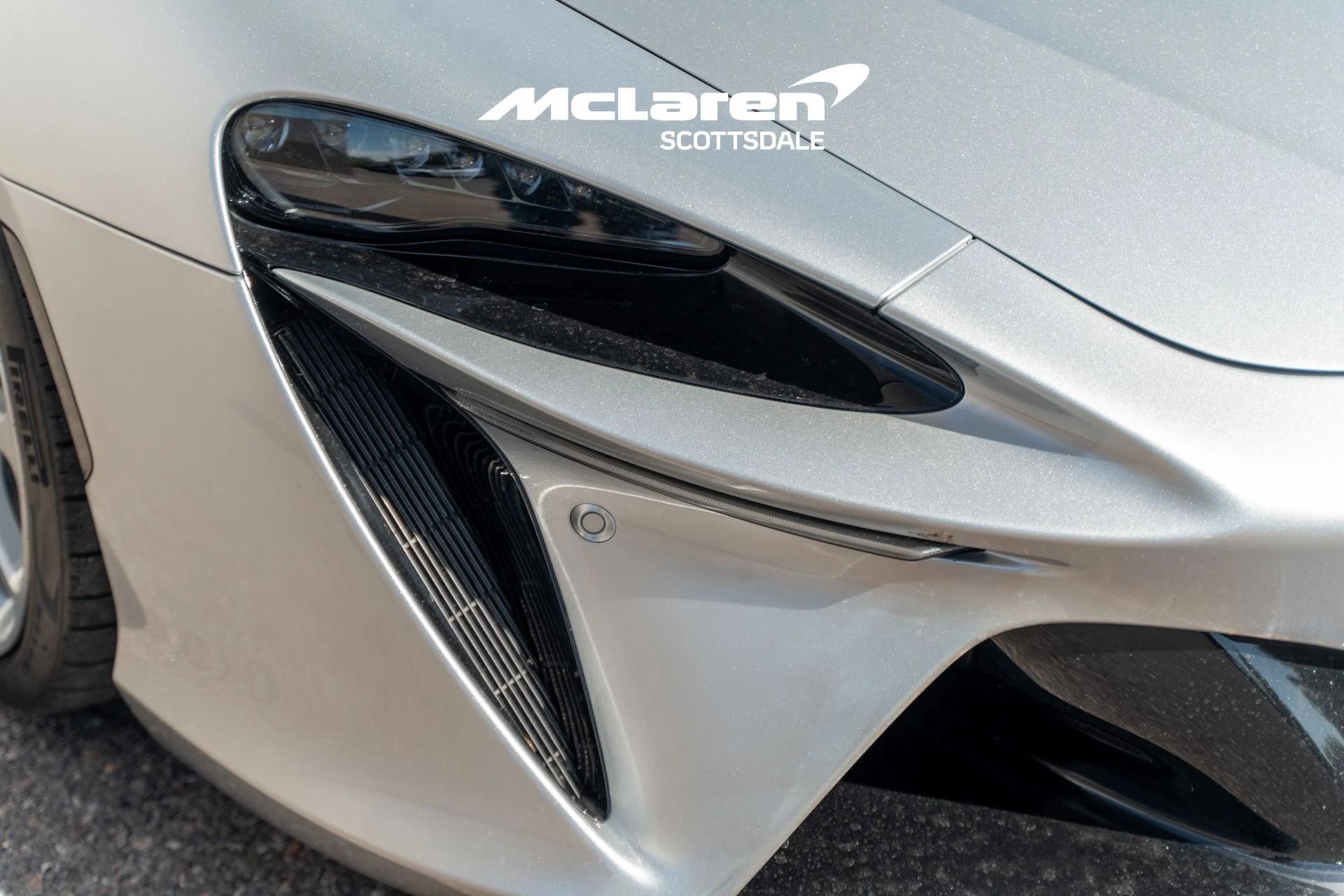 mph010_3658882200_Used_2024_MCLAREN_ARTURA_1763510051_309179005b