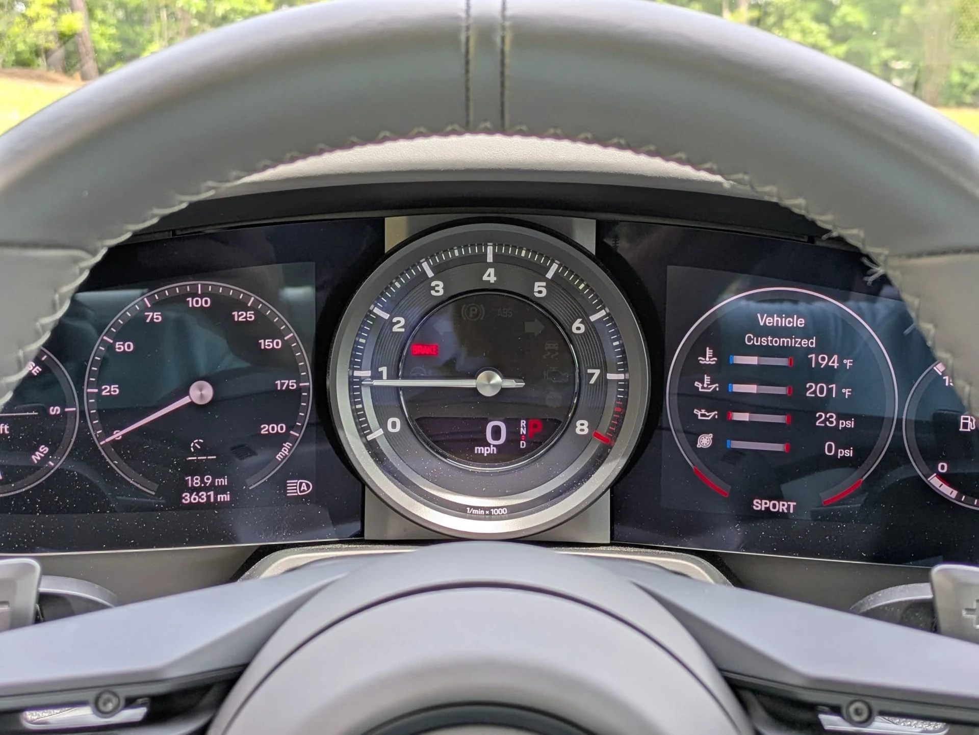 mph010_3660946978_5c7be5befaac5f4deb6c1c066f9d5c13x_5cb2bf37a6