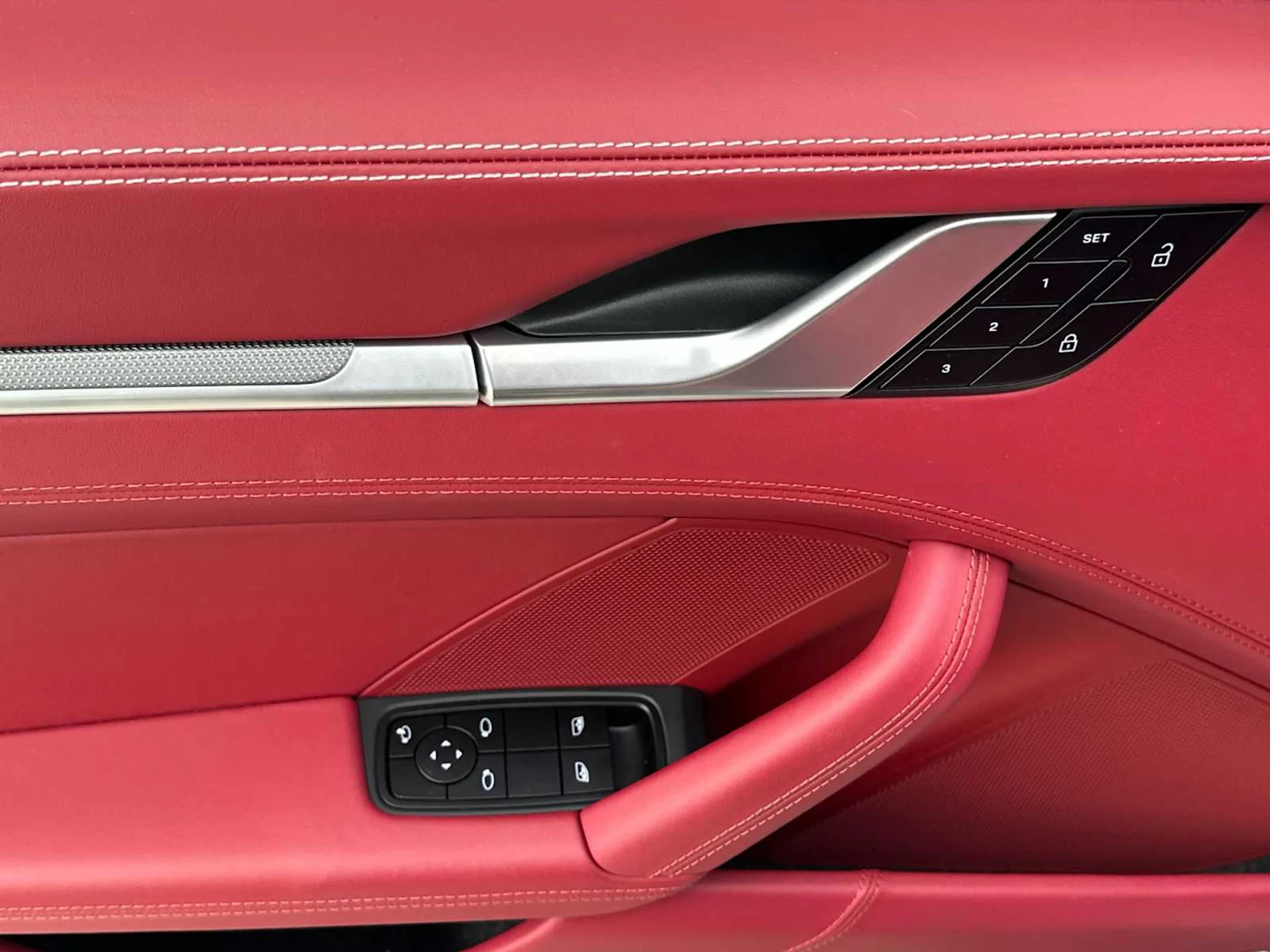 mph010_3661519662_4bf55abbbc27d70dca84a2c1cafceaf3x_1c280c7da1