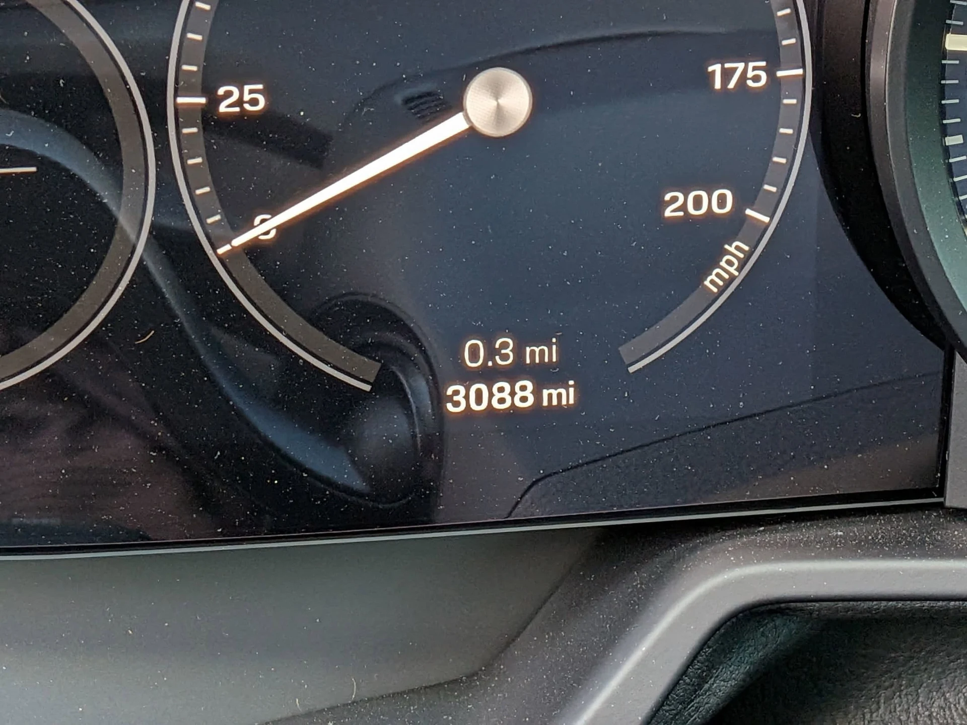 mph010_367002879_77ad1492240fd178a9a8874d73dfd748x_94989c593f