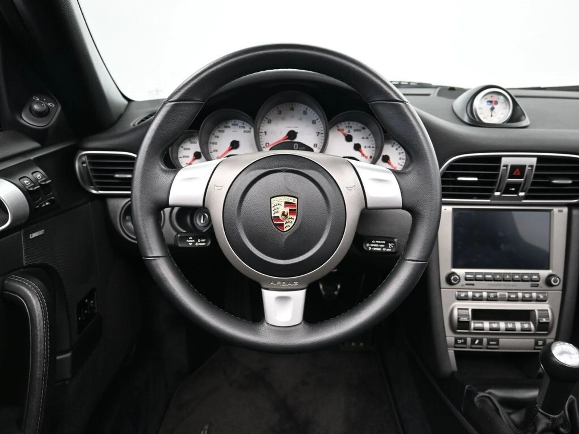 mph010_367021493_c8c4fc6d456524061bf2420c1c6edc65x_a418b1b1b2