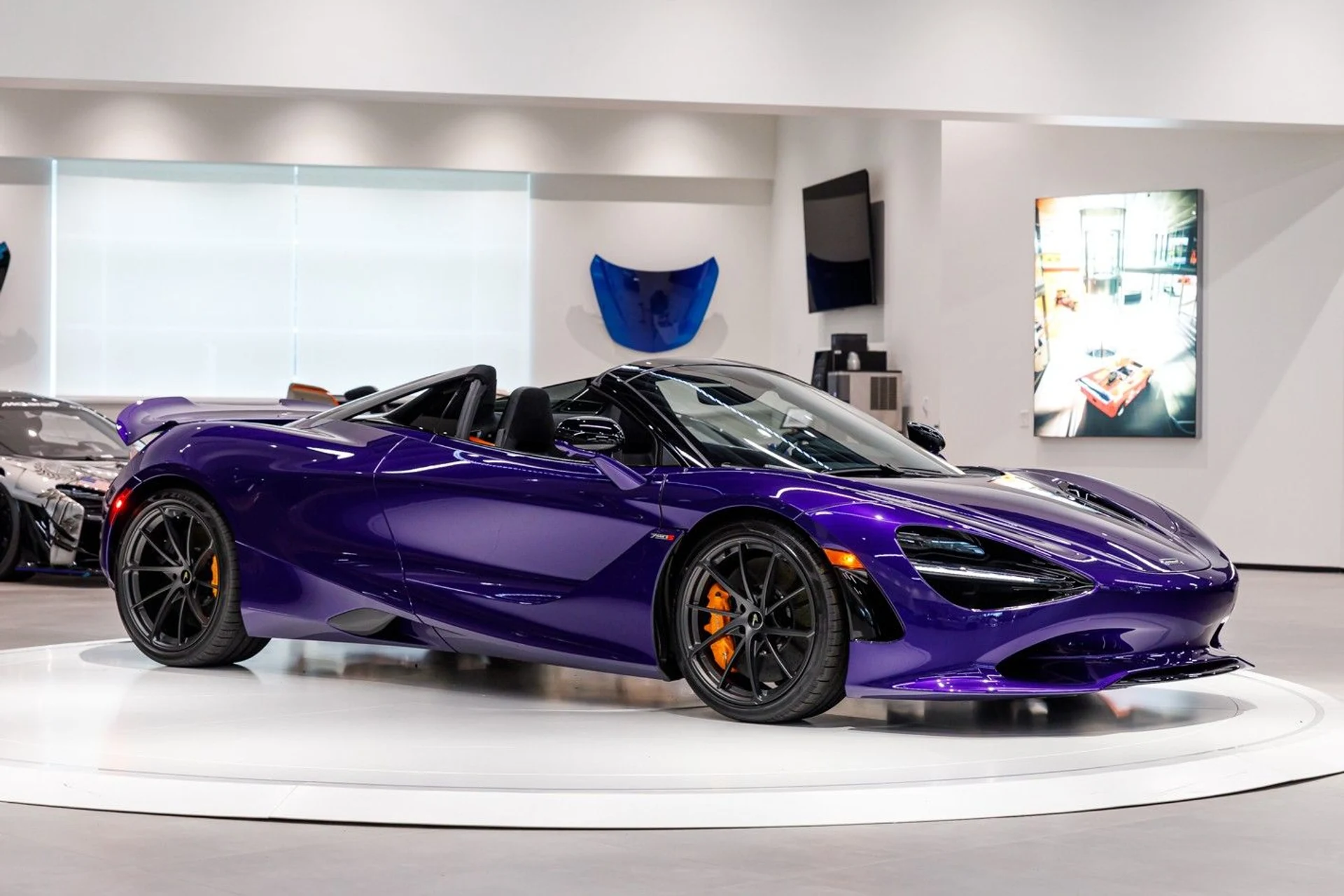 mph010_3671627721_627_p11_l_6286f13bc1