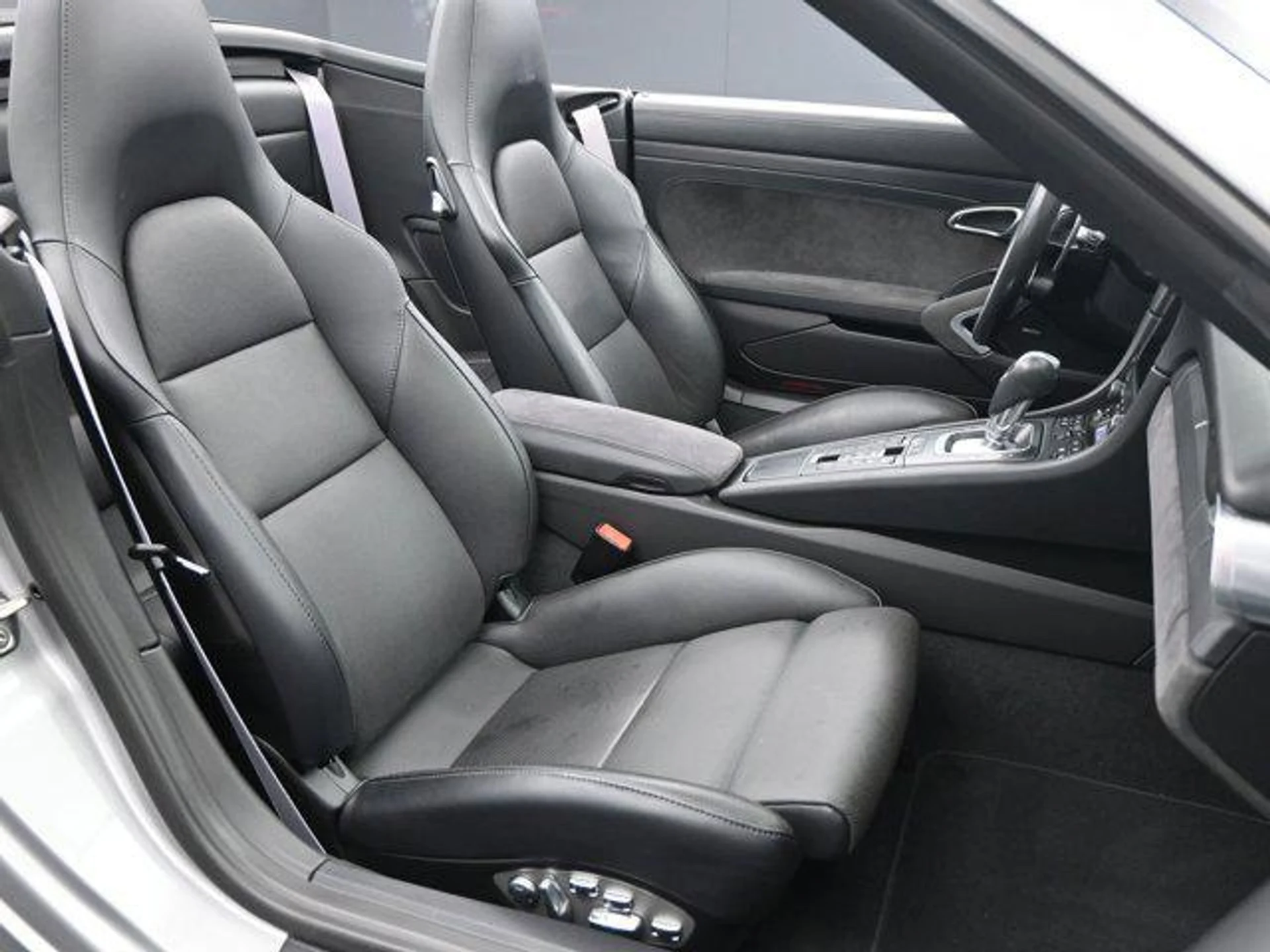 mph010_3674625908_Tpq64_Qif8_BE_2vgq0v_VN_7k_SUDE_8_E_934d2cd1ae