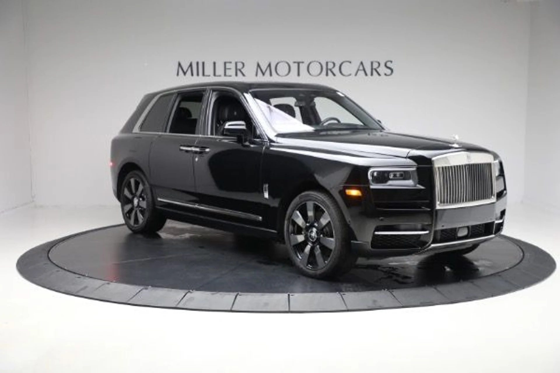 mph010_3684218969_Used_2020_Rolls_Royce_Cullinan_bae9aceab5
