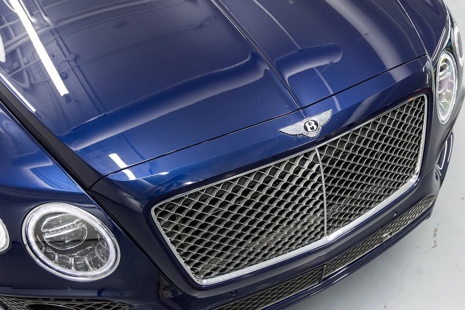 mph010_3686953920_c09e7eb70f9935df65832e6c34fa464fx_d9acc8696a