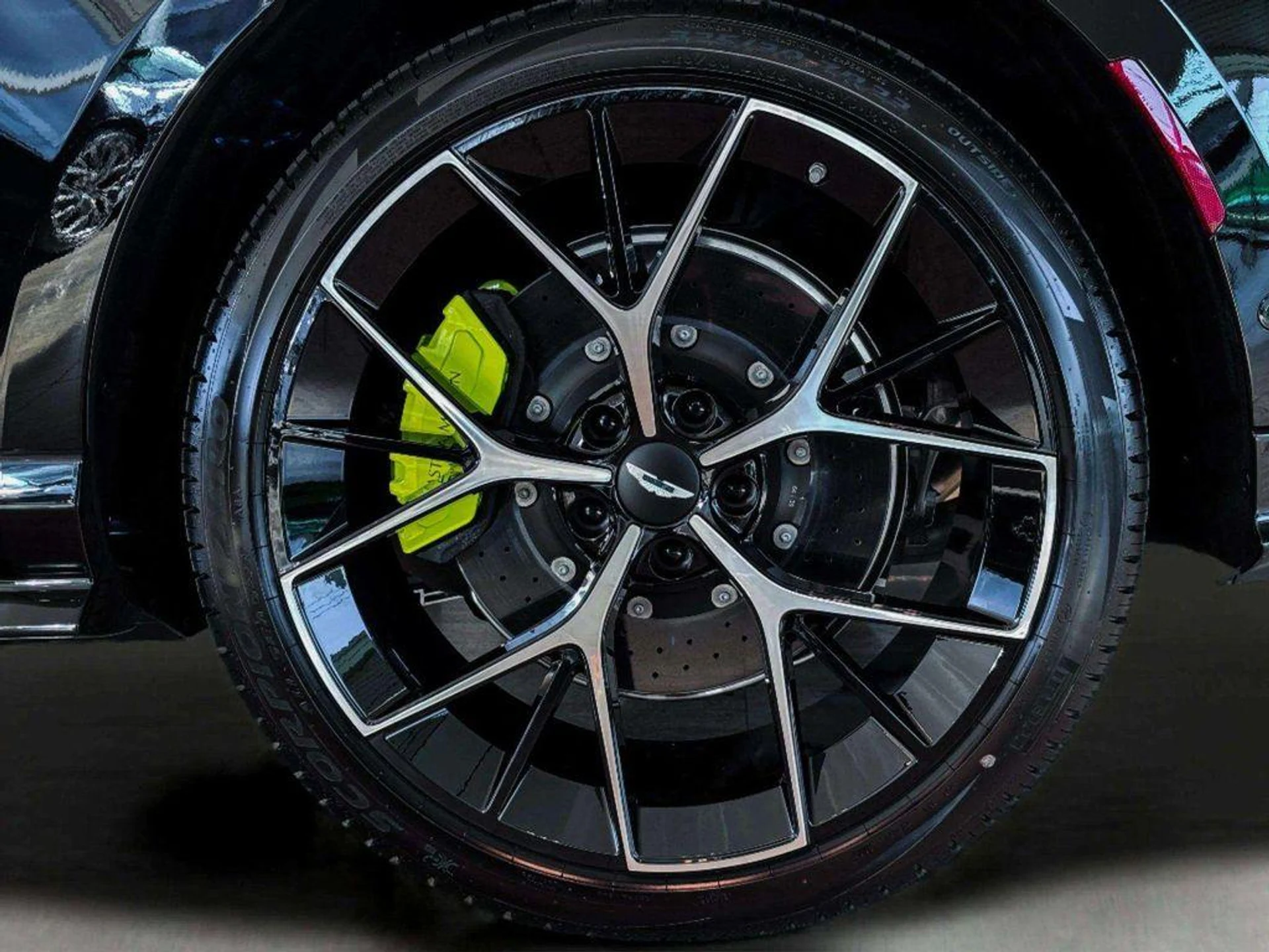 mph010_3693632872_msq_S416_O_Ll4hoqc_A9oj_Lg_Xj03_Ik_8f1d0010cb