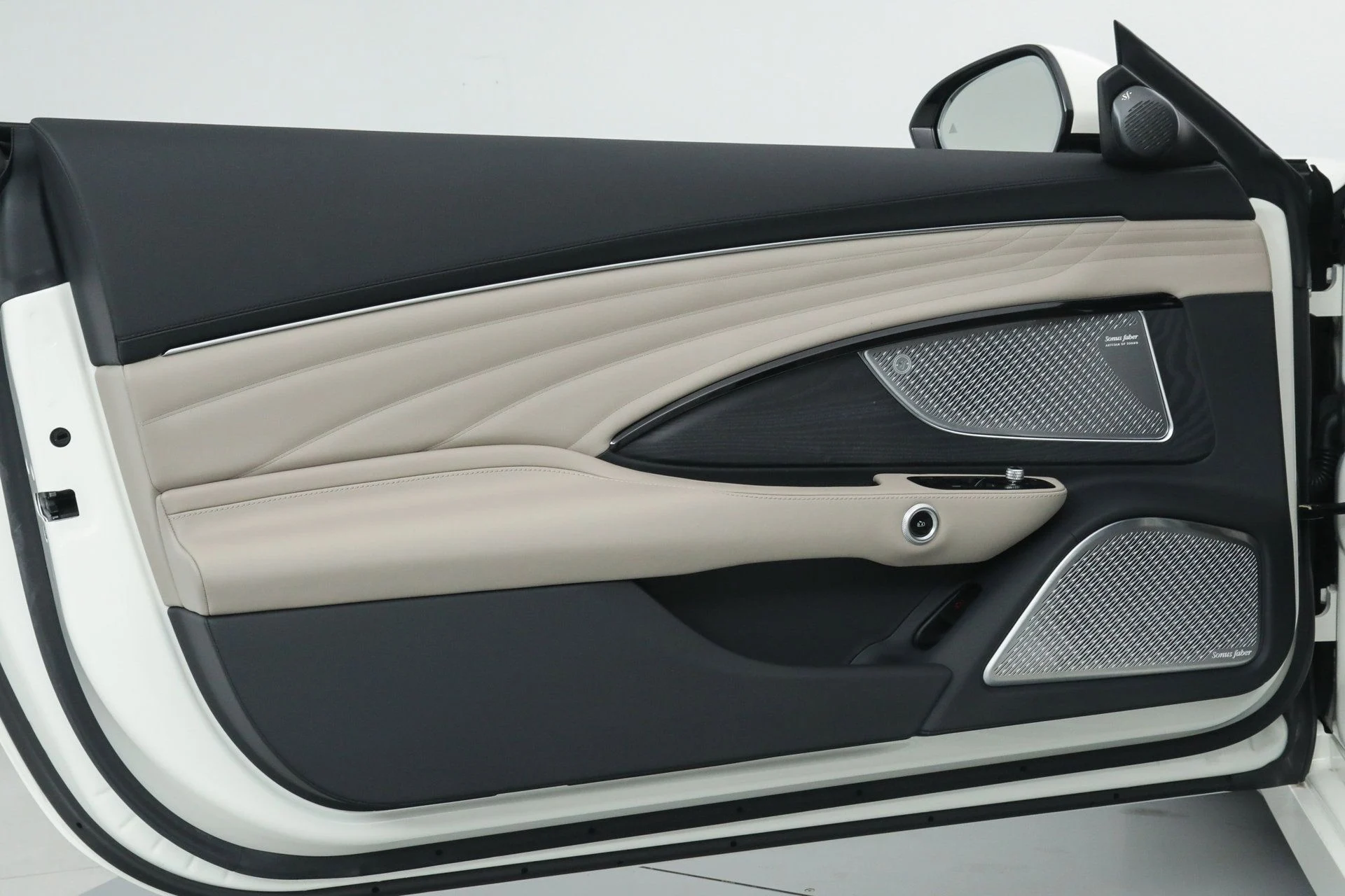 mph010_3700001437_9f0811c643b38206df7ef689a2399f15_5ecdc19289