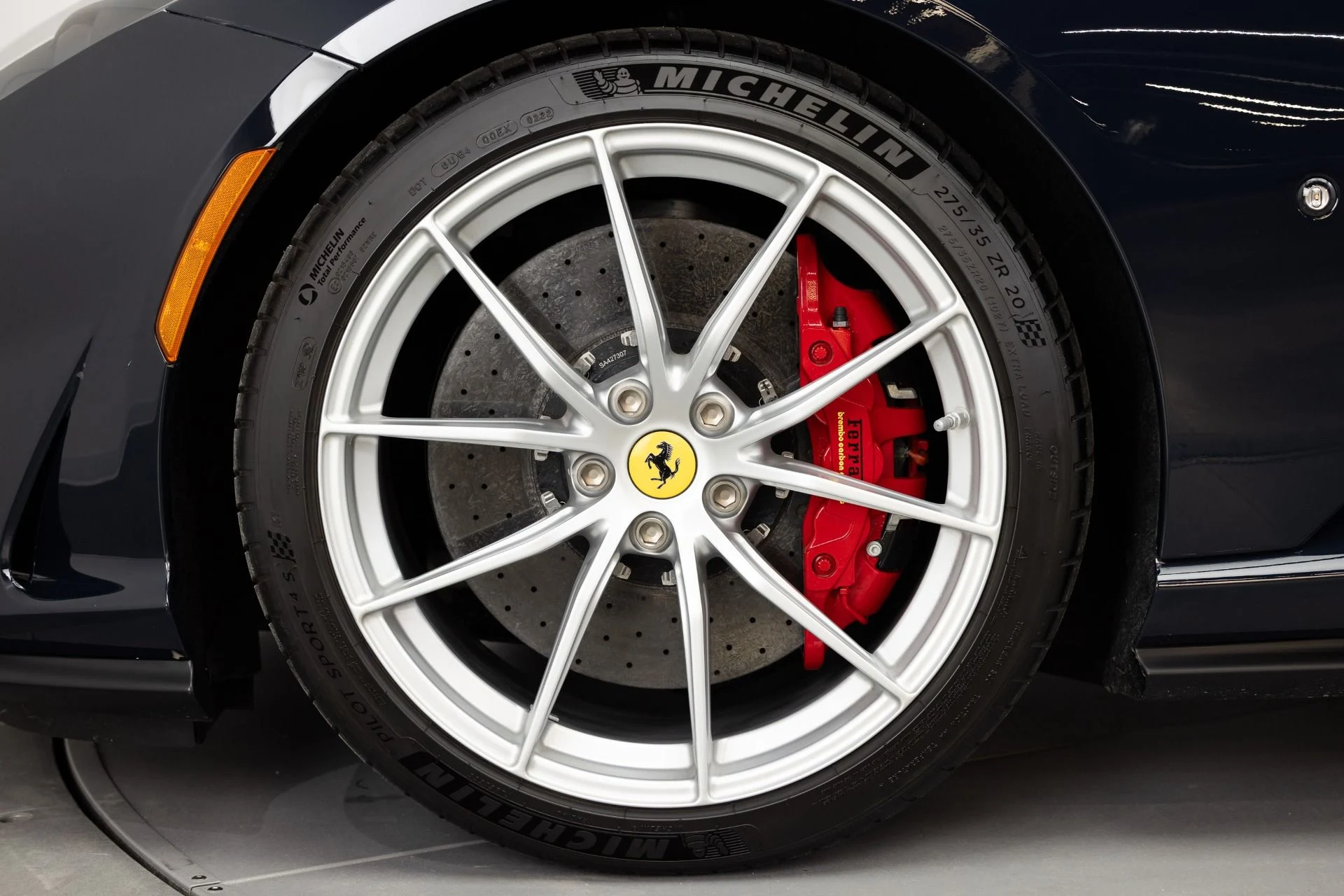 mph010_3703459880_Used_2020_Ferrari_812_Superfast_1779459079_21565a6094