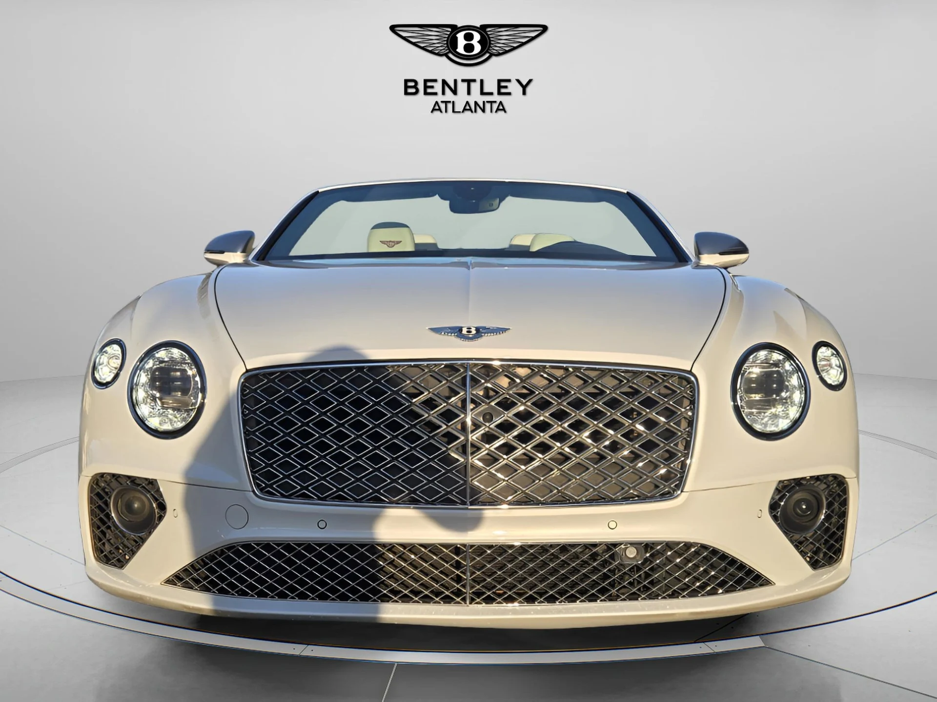 mph010_370372873_75897d917491b45c83f1b9037e565799x_d31be666ab