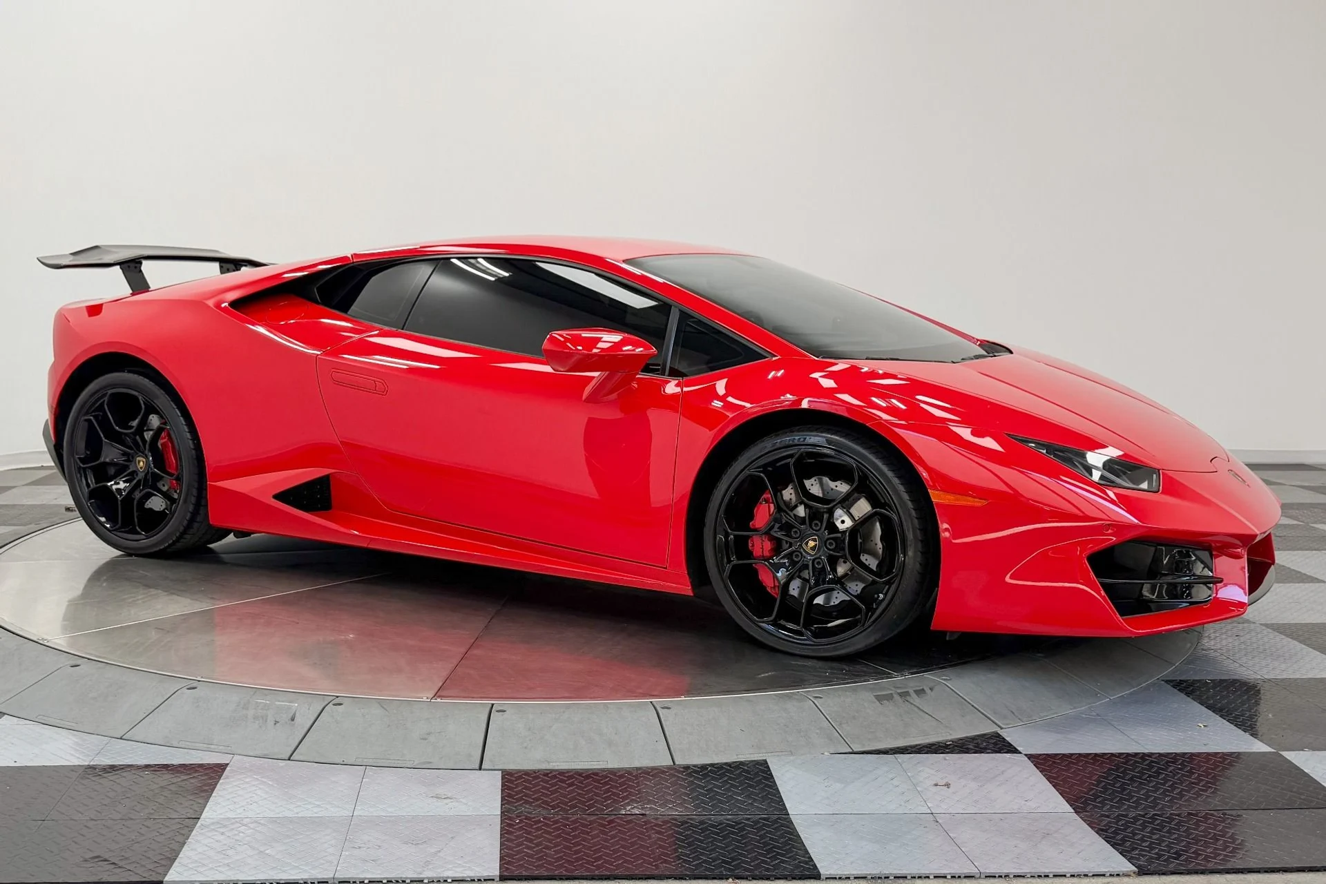 mph010_3703861694_Used_2017_Lamborghini_Huracan_LP_580_2_Techno_Package_Style_Package_1782489854_9233e1343b