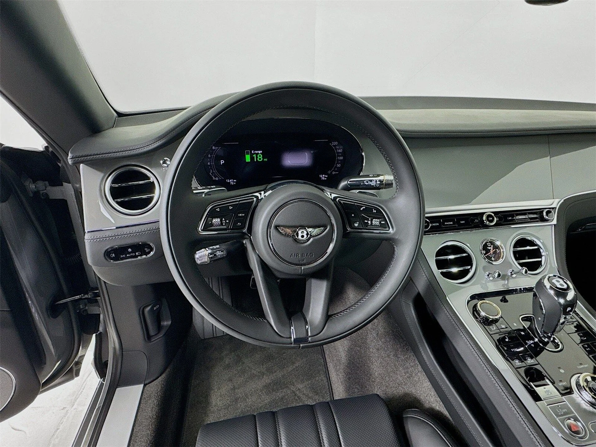 mph010_3703920022_70084d134c41a20020266b60dee505f3x_ae32e9bcac