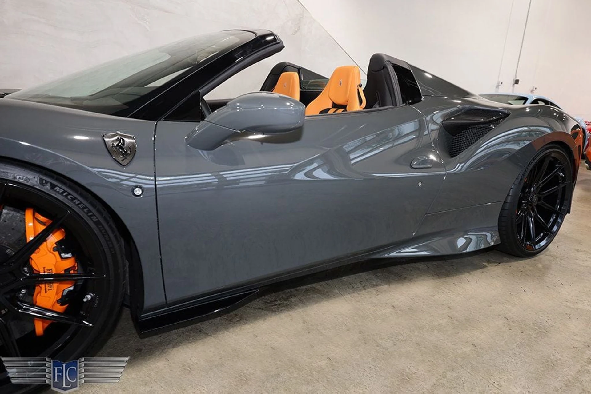 mph010_3704031503_used_2023_ferrari_f8_spider_convertible_9689_22975625_11_1024_9912812d96