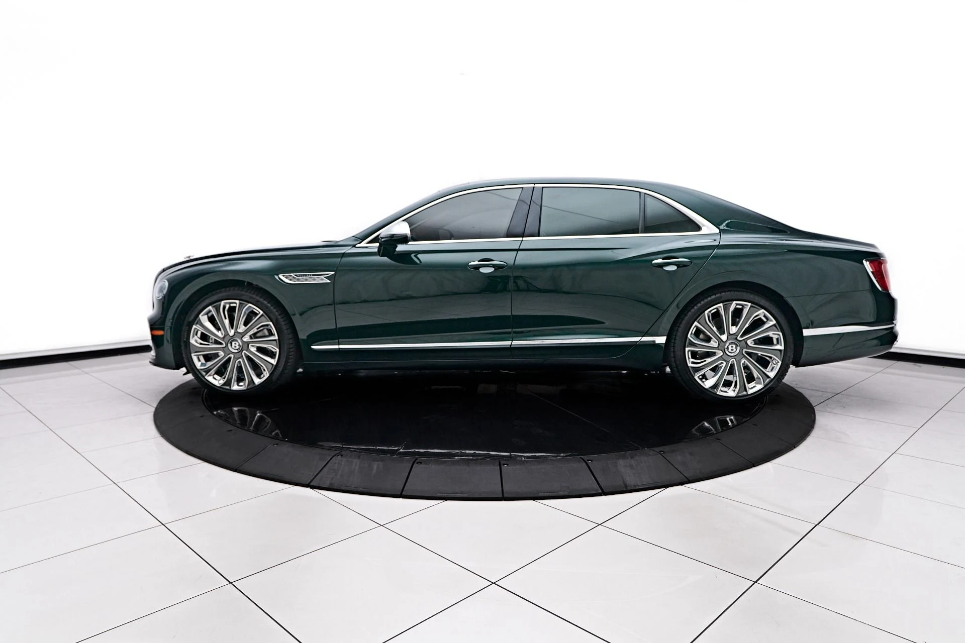 mph010_3704423578_Used_2024_Bentley_Flying_Spur_Mulliner_W12_1756173313_be588214ea