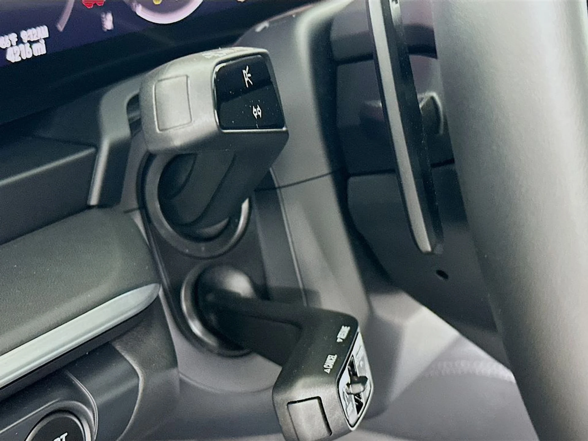 mph010_3704732847_469f7a3a69210ad92d719cdbe1aa04b6x_63eed458a1