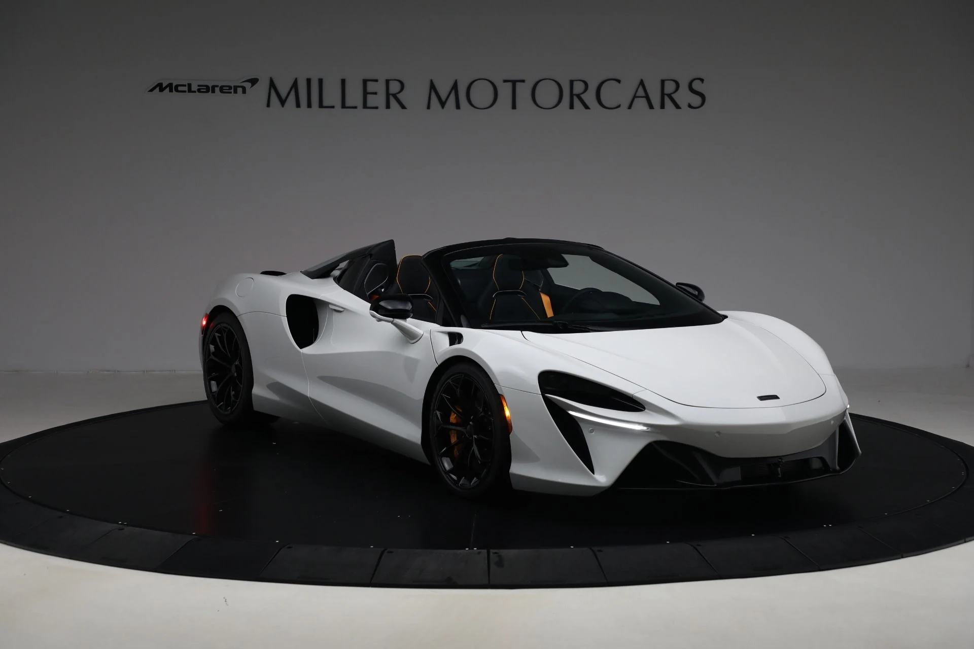 mph010_3711352549_New_2026_Mc_Laren_Artura_Spider_Tech_Lux_2c72a6049b