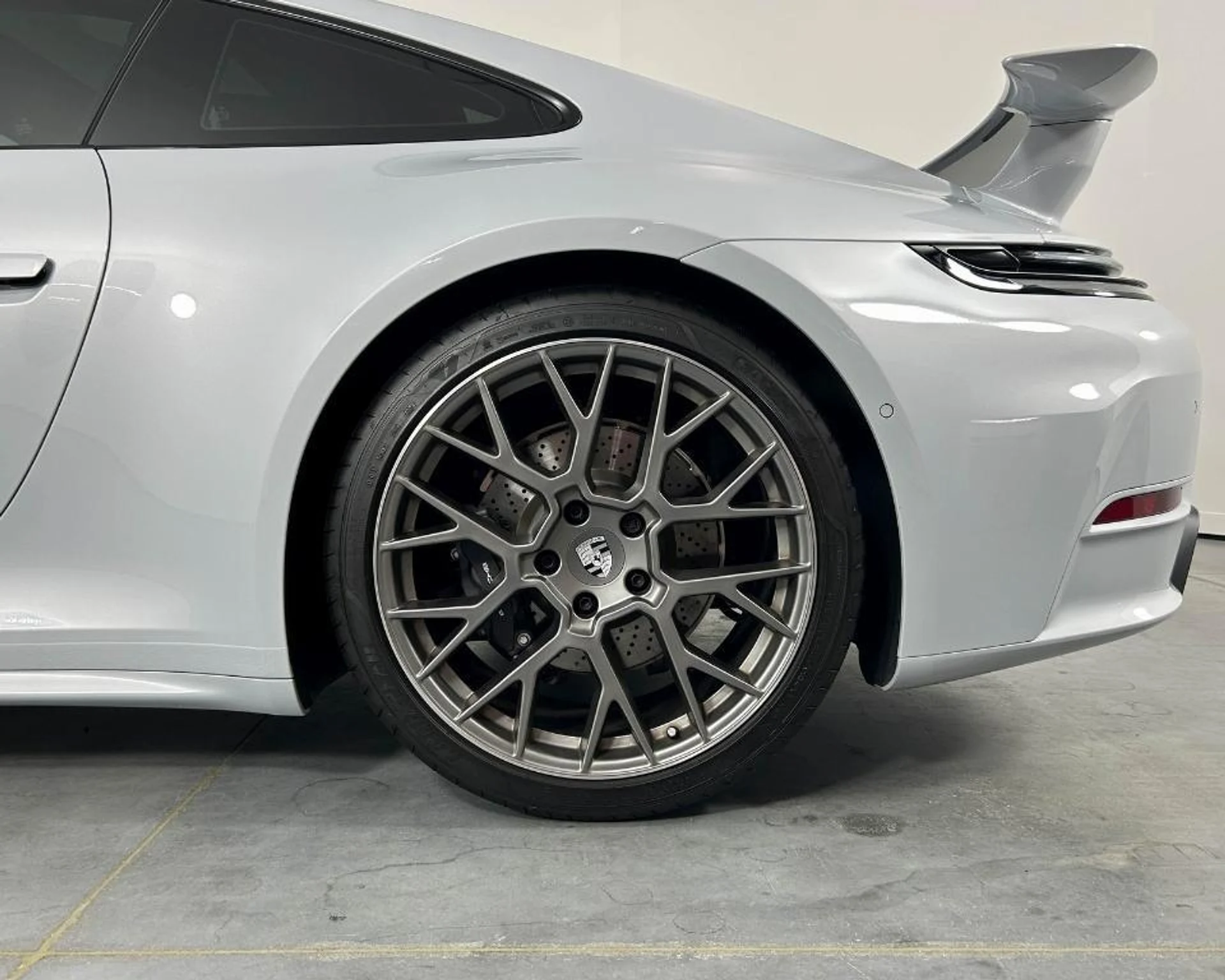 mph010_3714708271_52_r7s_XM_5_J_Fi_F_kp5c_Qk_Oj_Xp_Wk_A_672da58edb