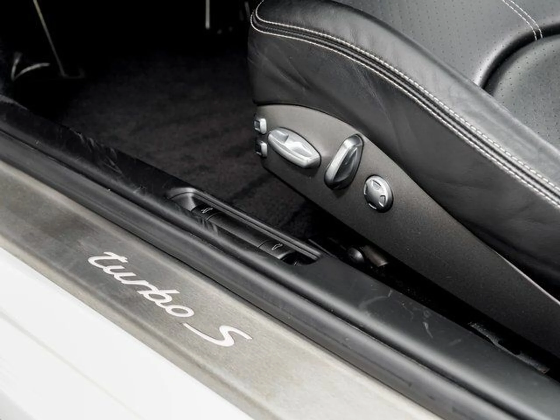 mph010_3715487851_a2f00000993eefe7240a061bc7dd53dc_8ec1b8c44a